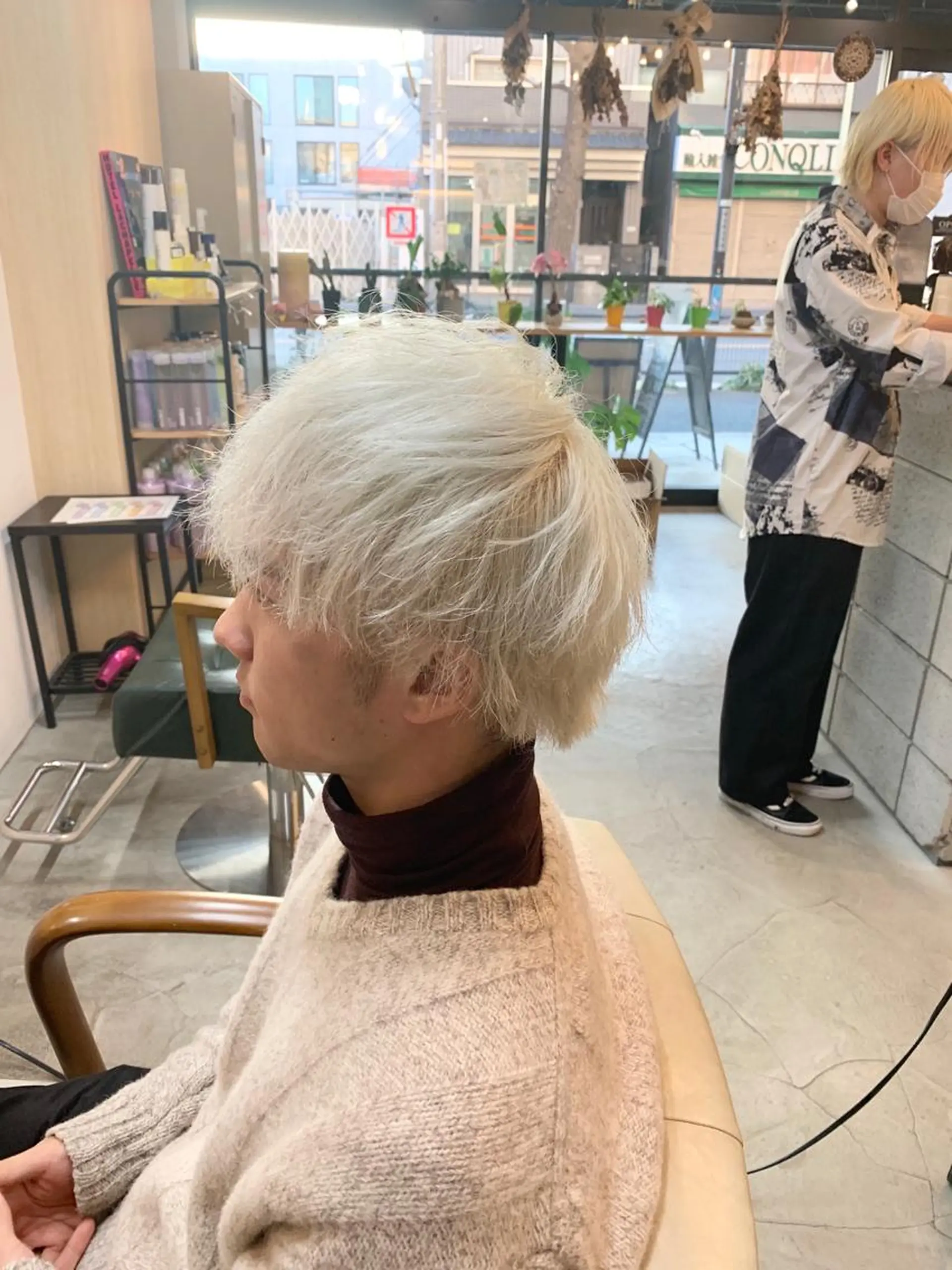 ショート カラー ブリーチ MIRUCO by KURAKU所属・⭐️ハイトーンカラー ⭐️メンズパーマ達成のヘアスタイル