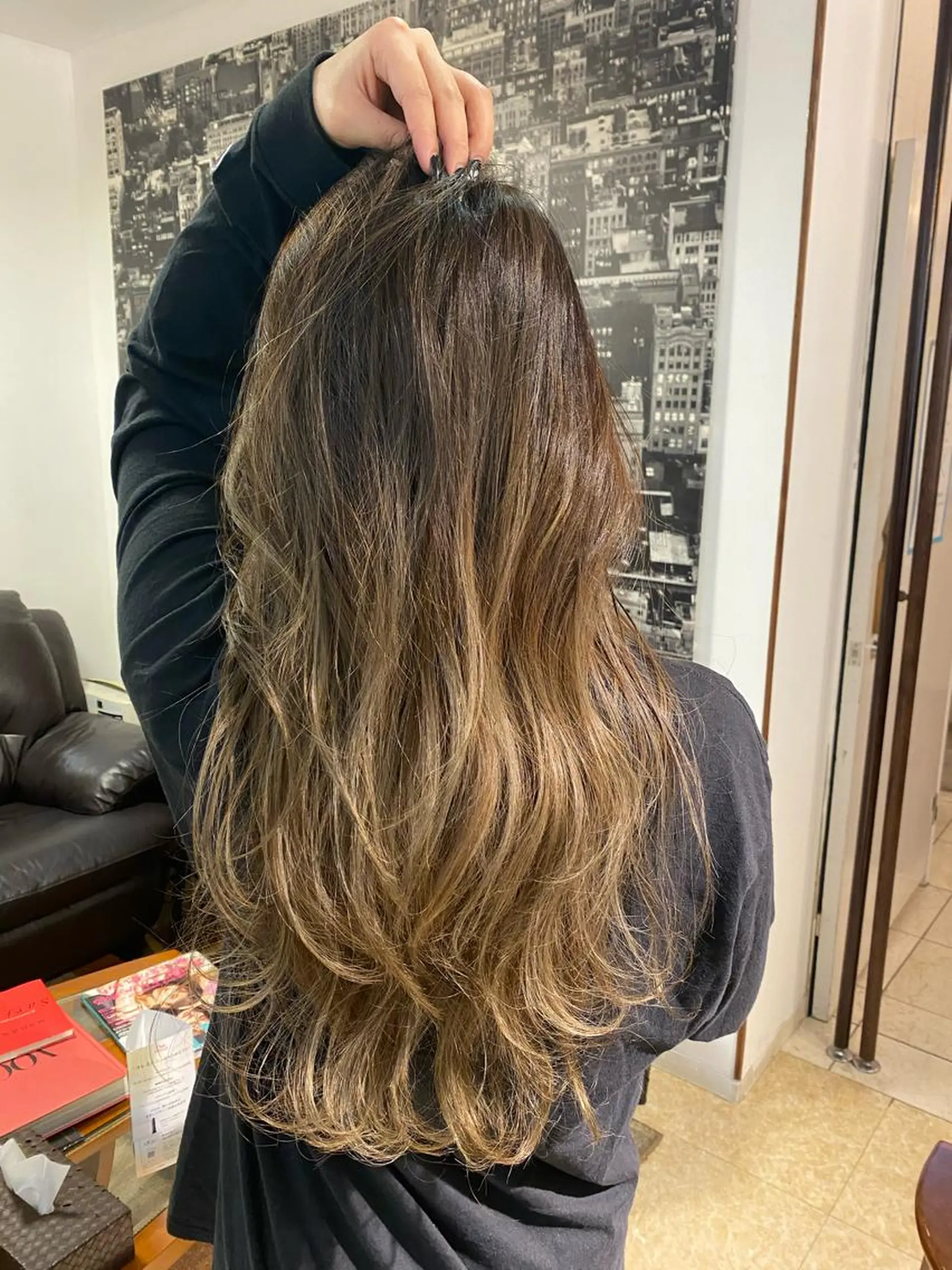 ロング カラー ヘアカラー ナナナパレナ所属・NARUSE✂︎ カラースペシャリストのヘアスタイル