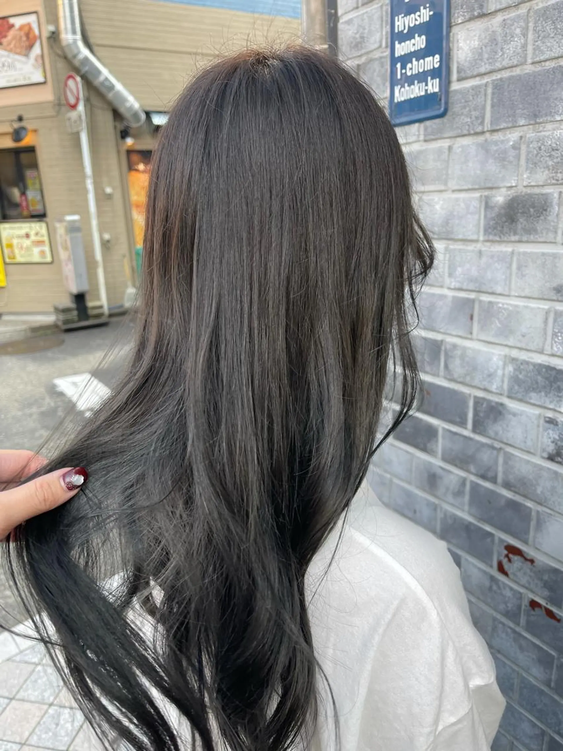 ロング カラー ブリーチ 透明感カラー ☁Neolive .Ayana✂️のヘアスタイル