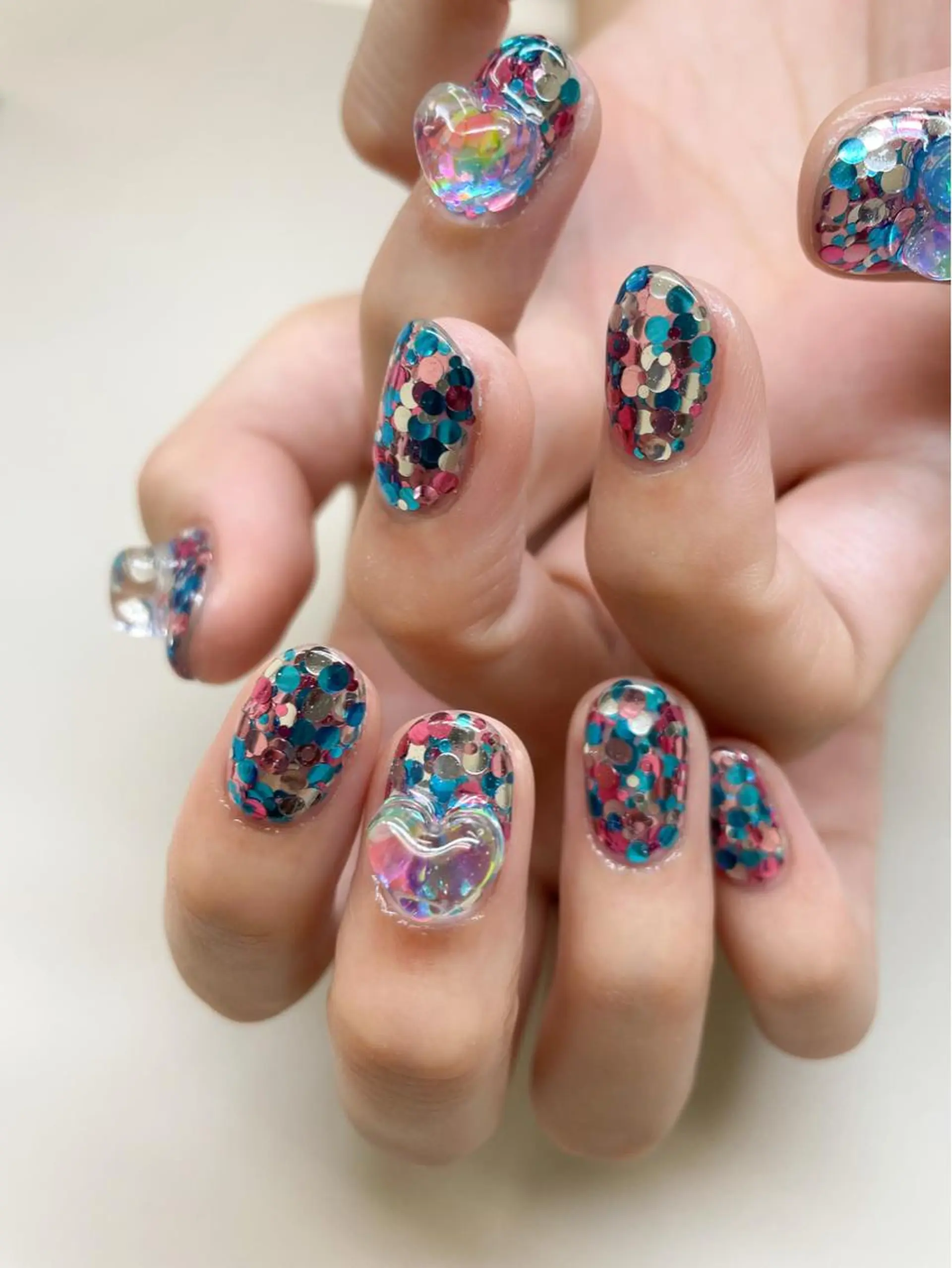 ネイル ハート ハンドネイル Hisaka Mikiのネイルデザイン