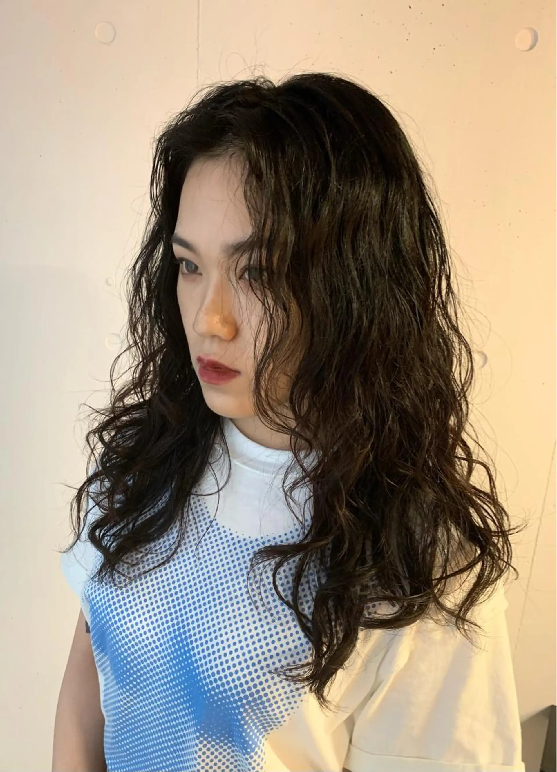 ロング パーマ レイヤーカット スパイラルパーマ カット パーマ トリートメント ally hairsalon所属・Emi .のヘアスタイル