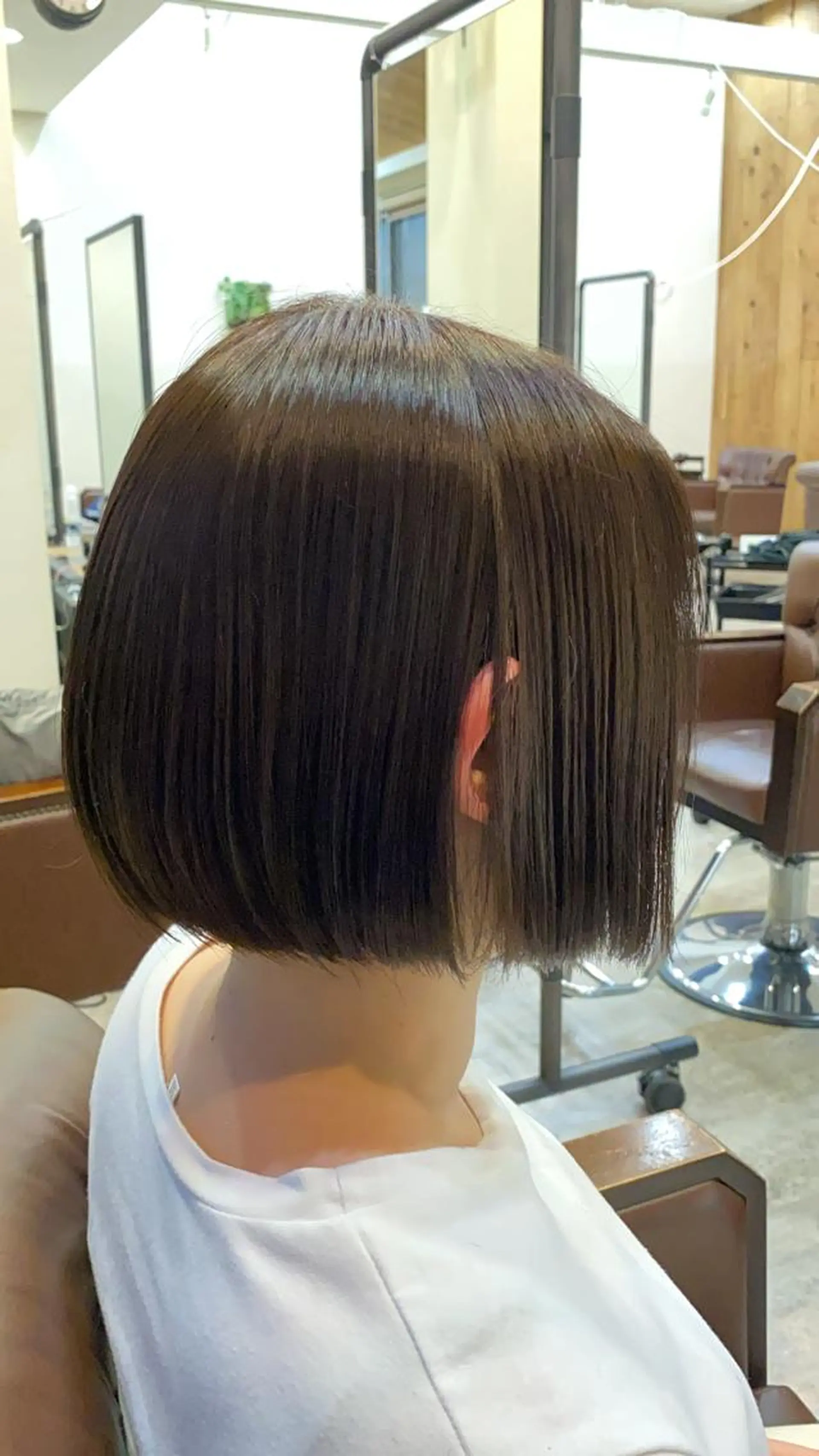 ミディアム カラー ボブ 🟢NEGi🟣 🫧髪質改善のヘアスタイル