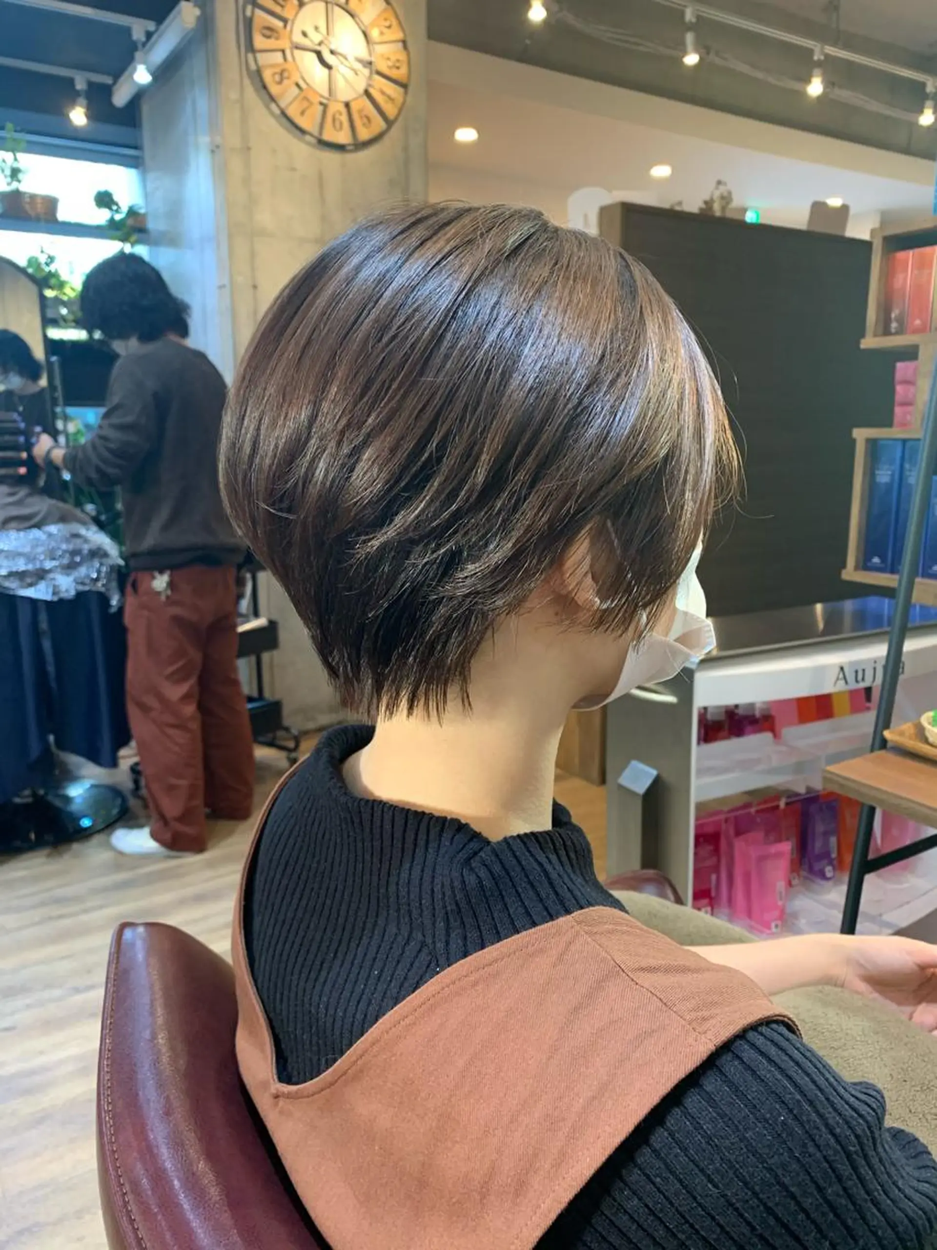 ショート toi【トワ】所属・安達 俊亮のヘアスタイル