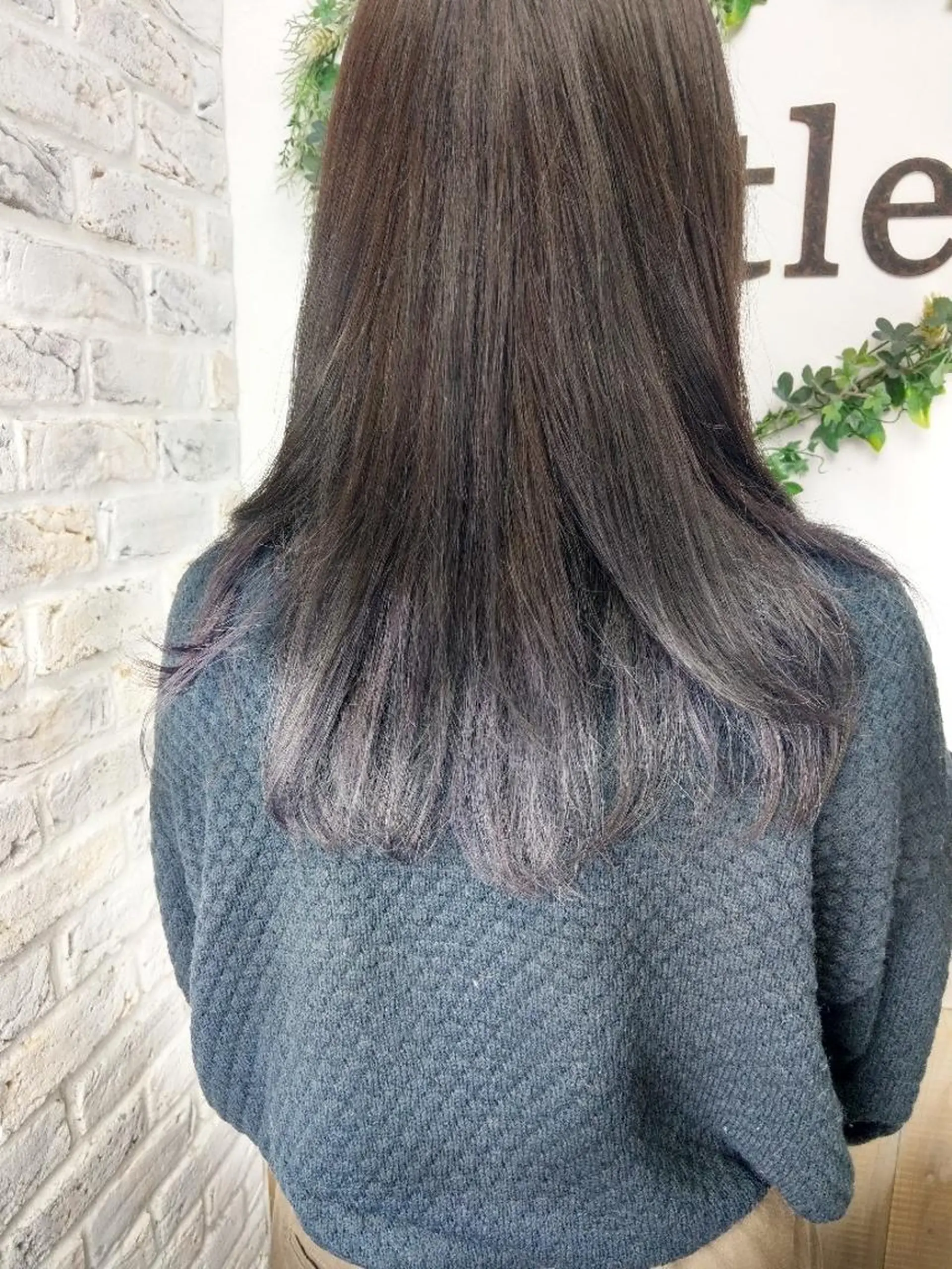 カラー バレイヤージュ グラデーションカラー ハイトーンカラー ヘアカラー little吉祥寺所属・店長　佐藤 祐輔のヘアスタイル