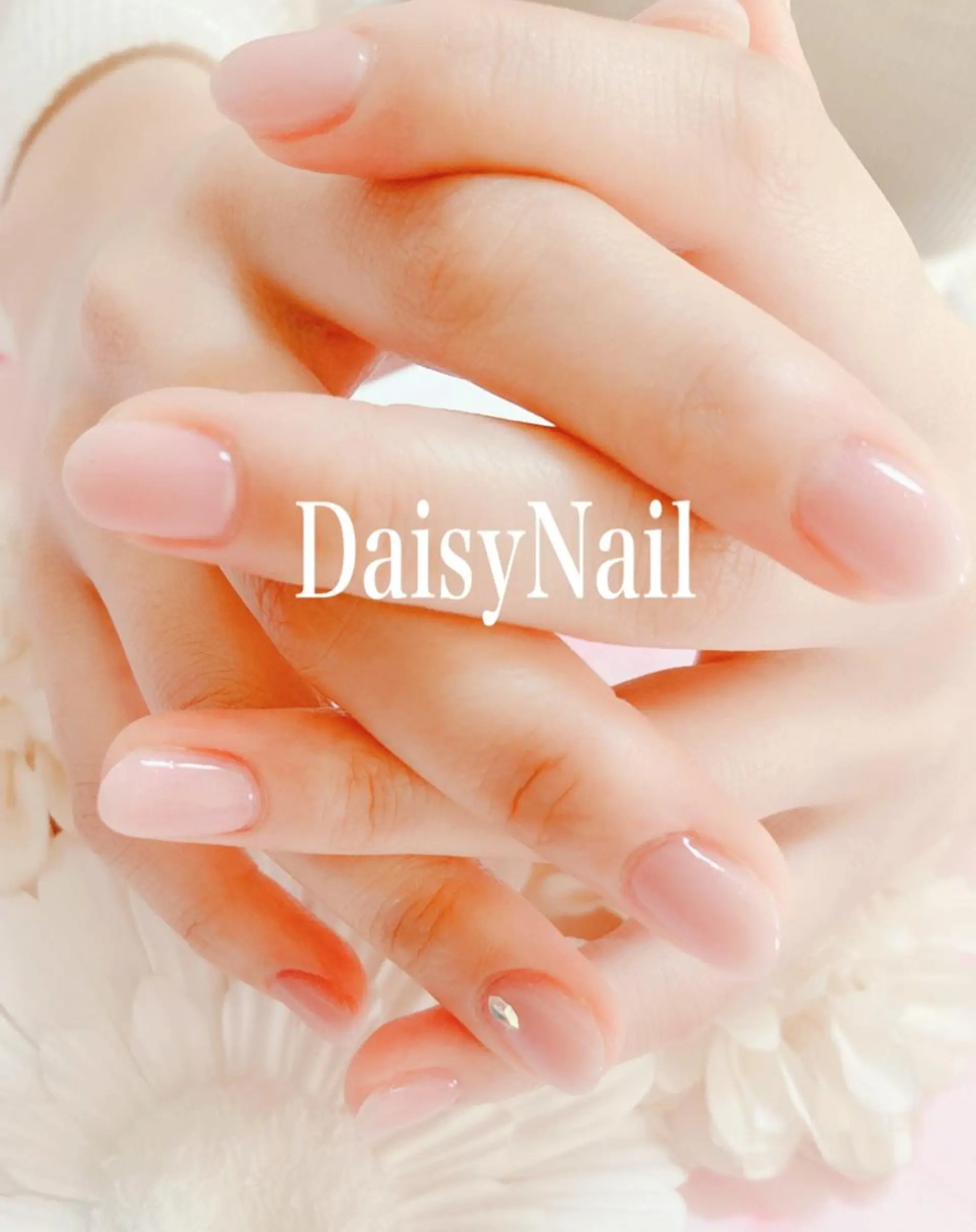 ネイル ストーンネイル ハンドネイル Daisy Nail所属・Daisy Nailのネイルデザイン