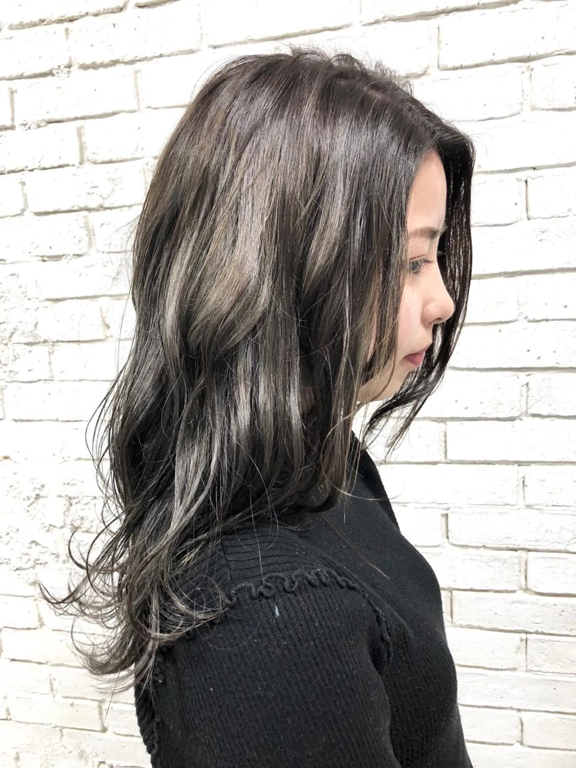 セミロング 外国人風カラー ハイライト 小澤大輔 YOLO hairのヘアスタイル