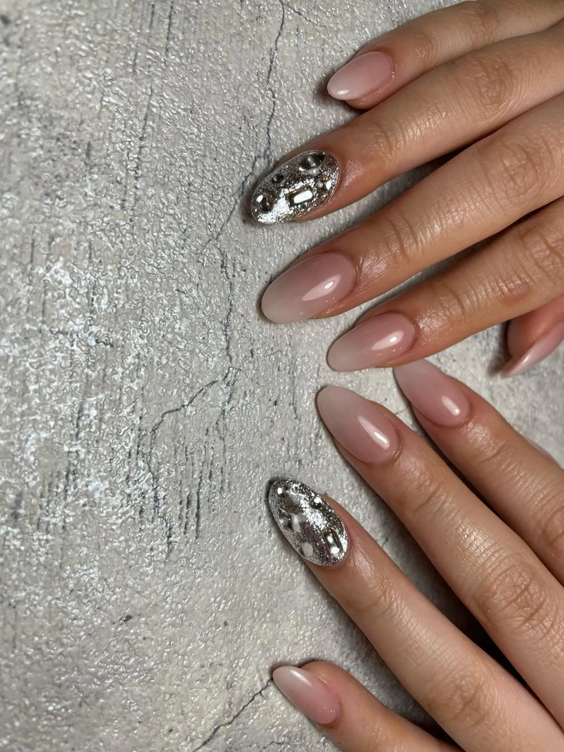 ネイル ハンドネイル ハンドケア Ami 🦥のネイルデザイン