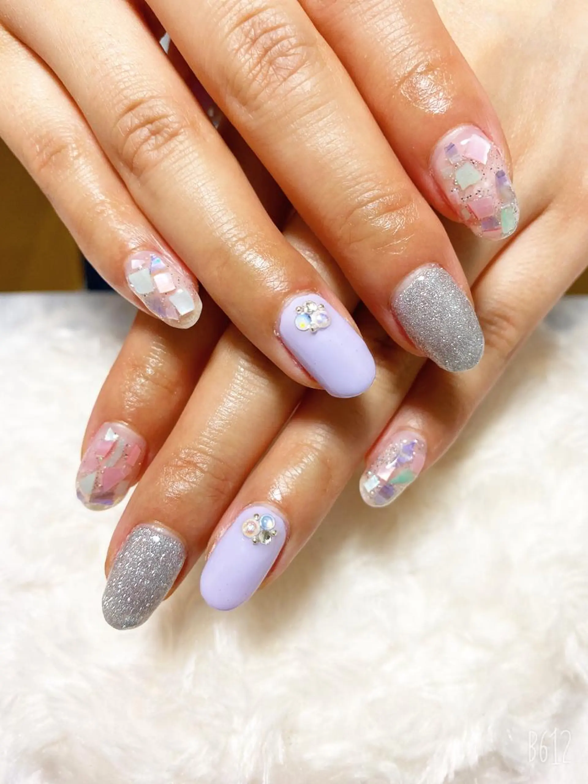 ネイル The Best Beauty受付担当のヘアスタイル