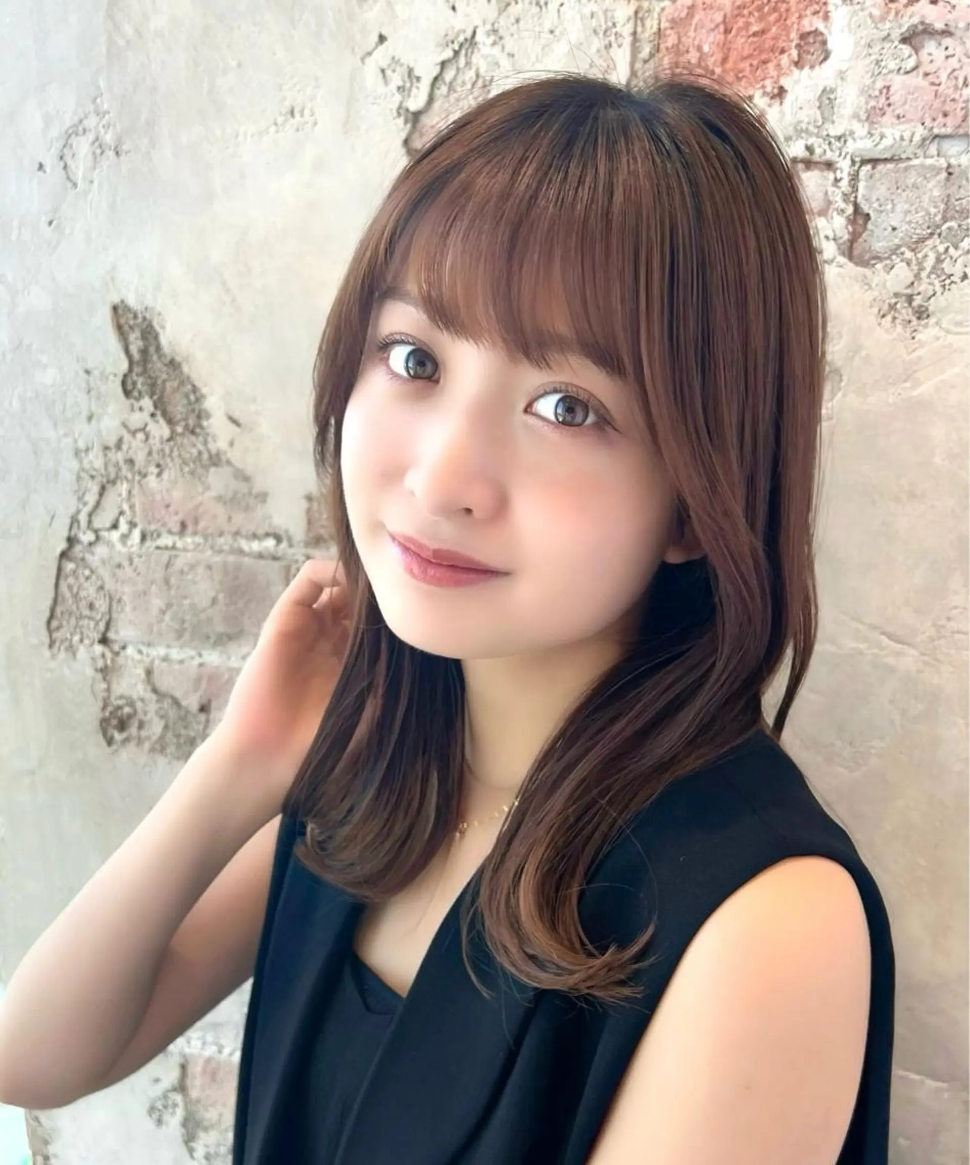 セミロング カラー ベージュカラー ブラウンカラー くびれヘア 髪質改善 縮毛矯正 カット ヘアカラー トリートメント 🧡くびれヘア/前髪 顔周り🧡久原結衣のヘアスタイル