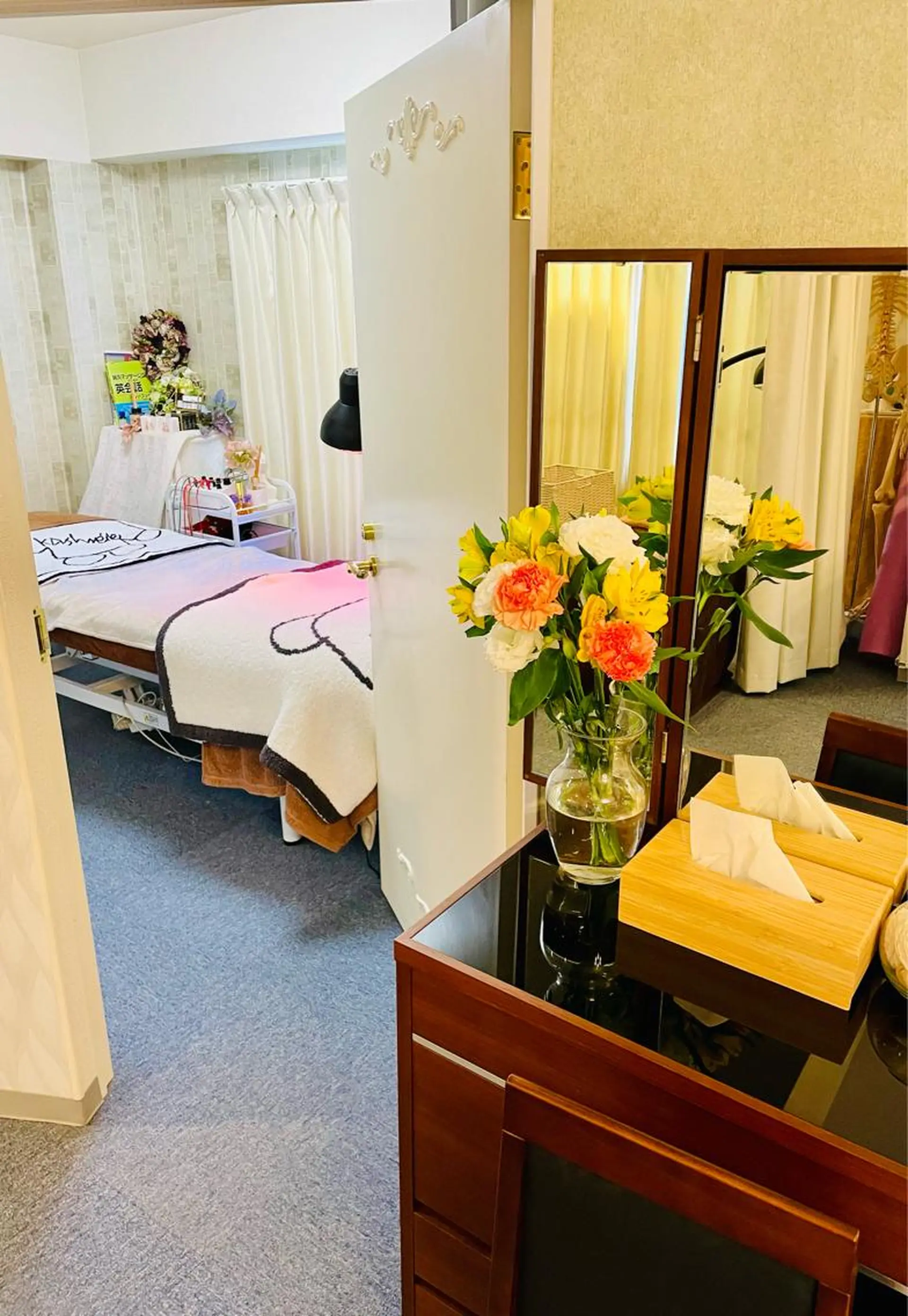 美容鍼灸サロン mahoroba院長のエステ・リラクイメージ