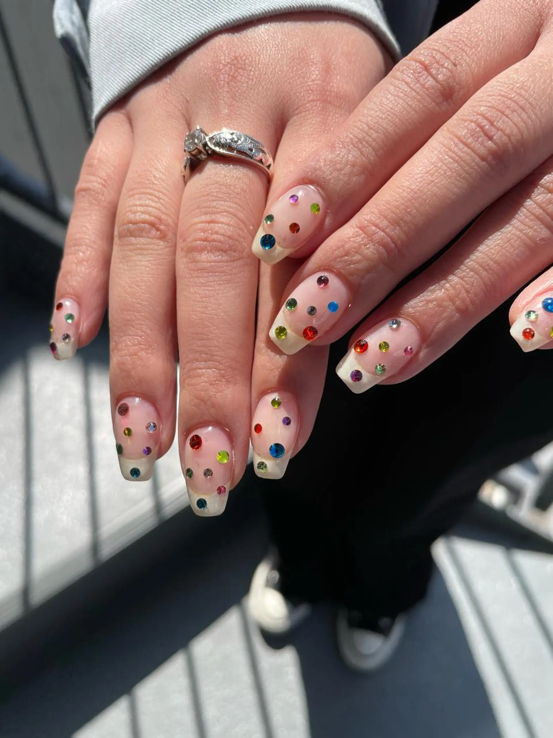 ネイル クリアネイル ドット ストーンネイル Nail salon Euphoria所属・Nail salon Euphoriaのネイルデザイン