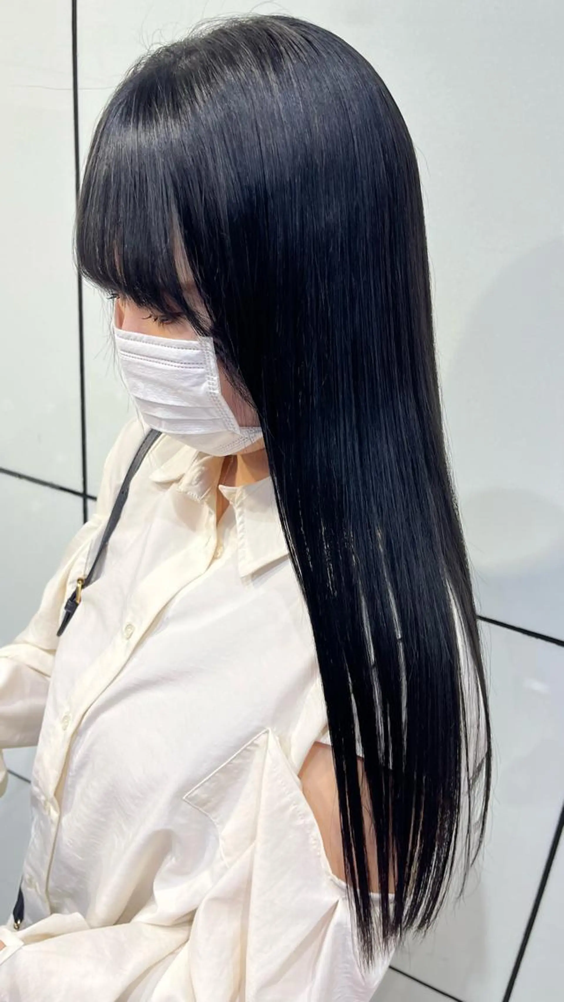 ロング カラー 黒髪 ブルーカラー ブルーブラック ブラウンカラー ダークブラウン ボブ/暖色カラー コウボヒカルのヘアスタイル