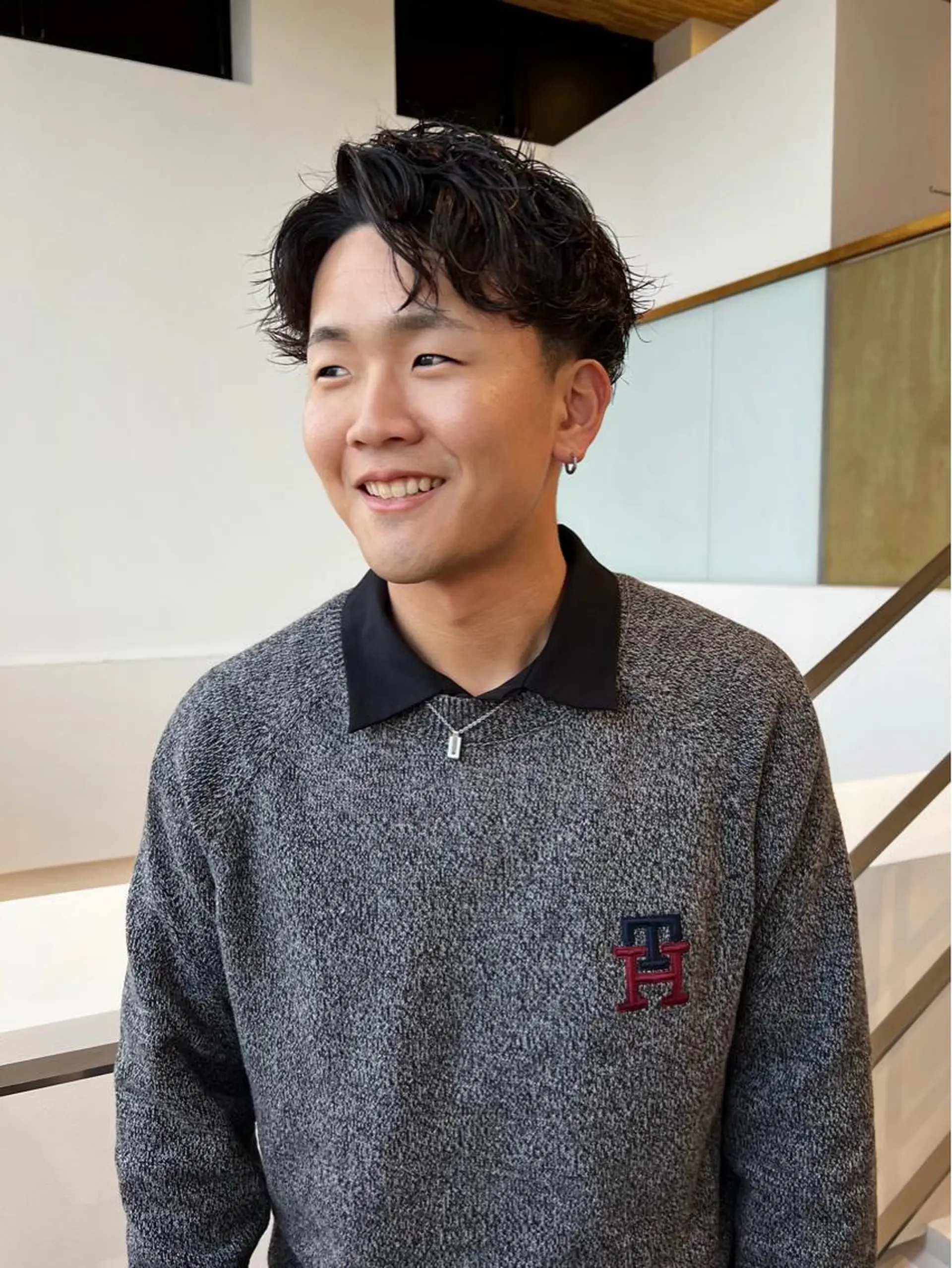 パーマ メンズ メンズパーマ スパイラルパーマ カット パーマ Qin shaire salon 原宿verno店所属・【センターパート】 ETO／江藤翼の眉毛・アイブロウイメージ