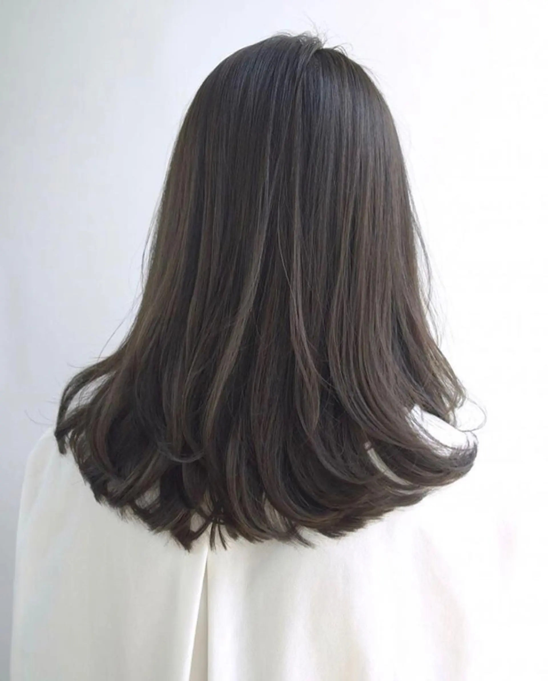 ミディアム カラー ミディアムパーマ アッシュ 縮毛矯正 髪質改善縮毛矯正 リピートNo.1米倉のヘアスタイル