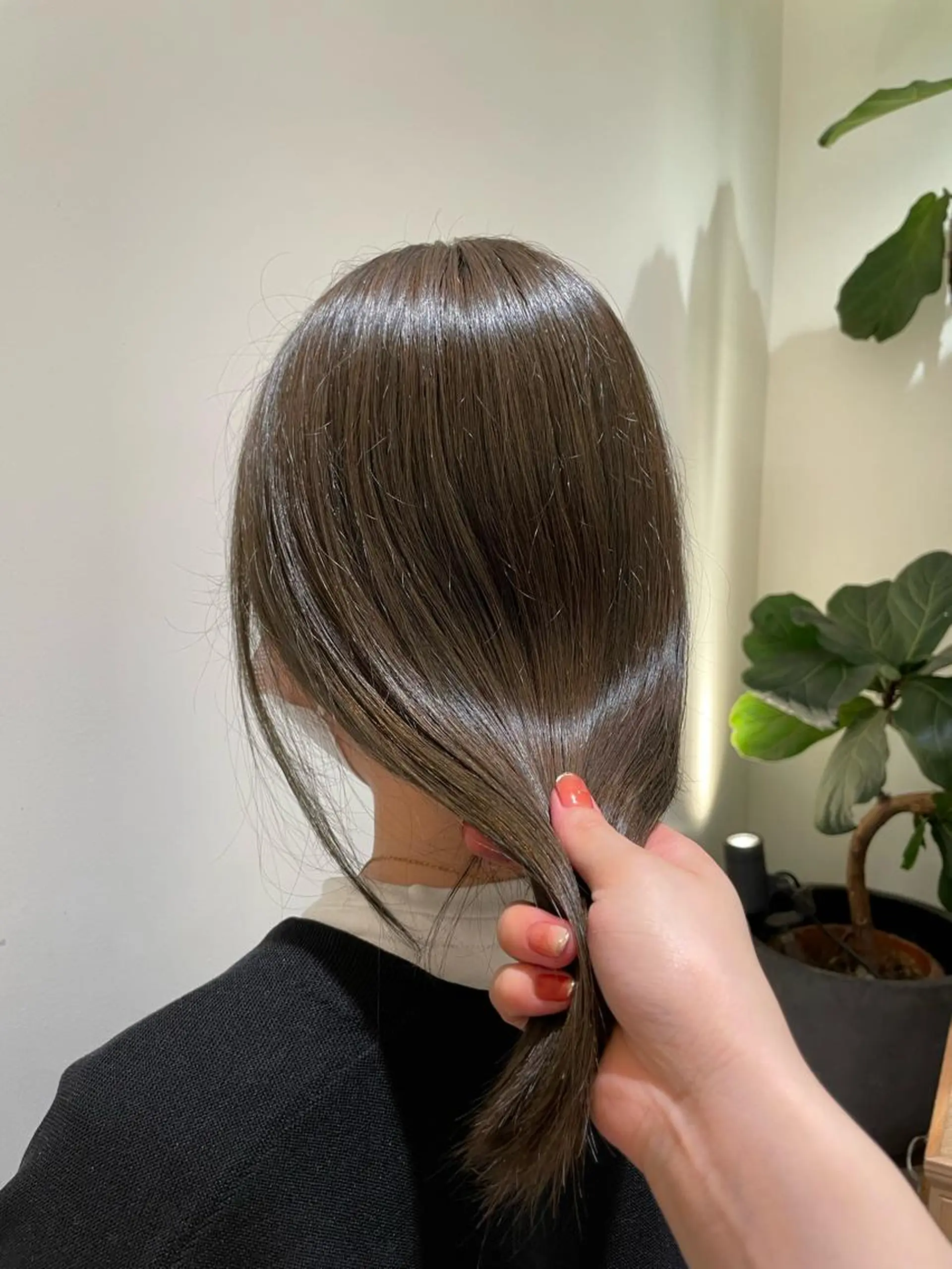 カラー ベージュカラー オリーブベージュ ヘアカラー イシバシ ミナミのヘアスタイル