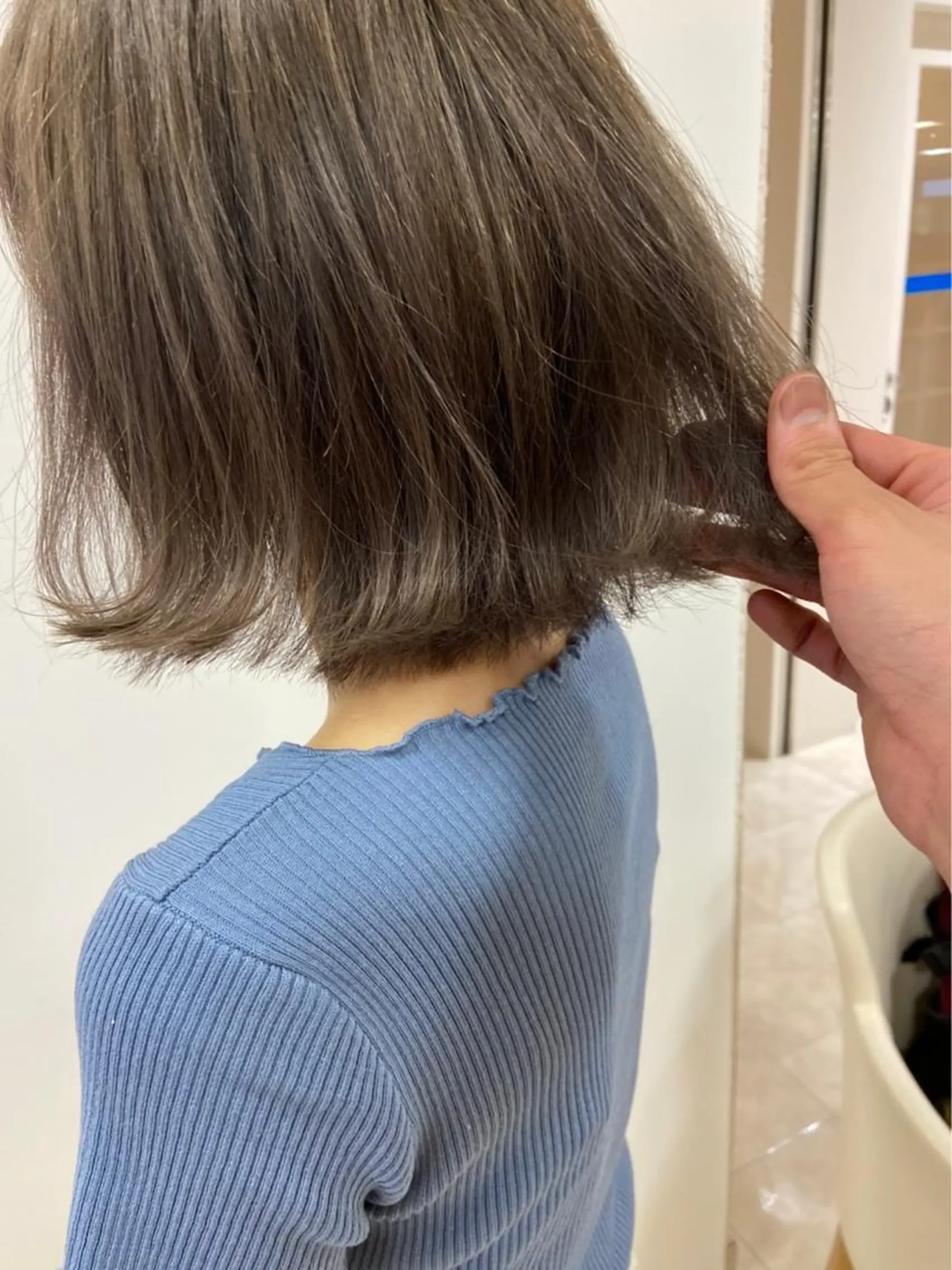 ショート カラー ボブ 外ハネヘア カット ヘアカラー トリートメント ヘアセット ハイトーン/ウルフ /レイヤー/坂野幸伸のヘアスタイル