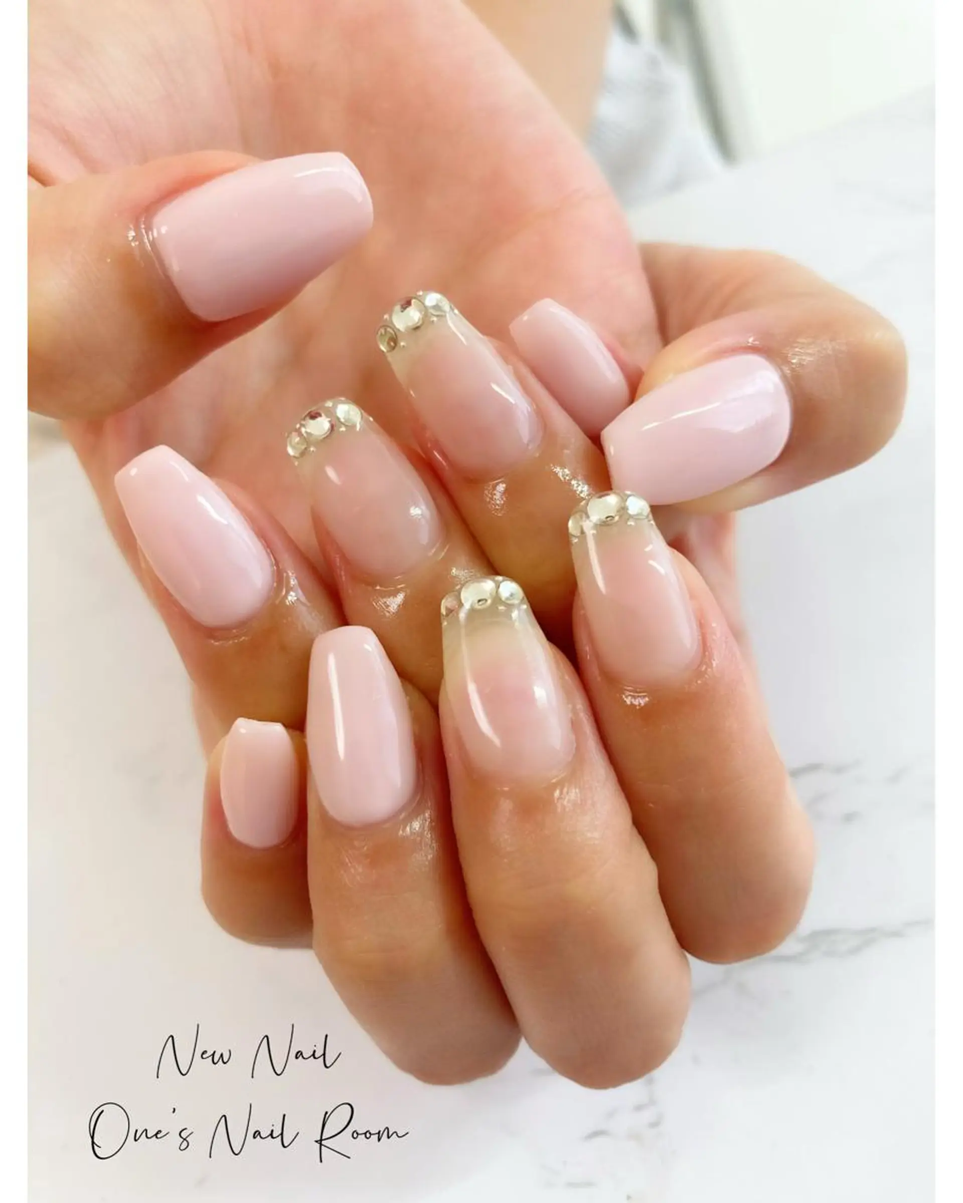 ネイル ハンドネイル One's Nail Roomのネイルデザイン