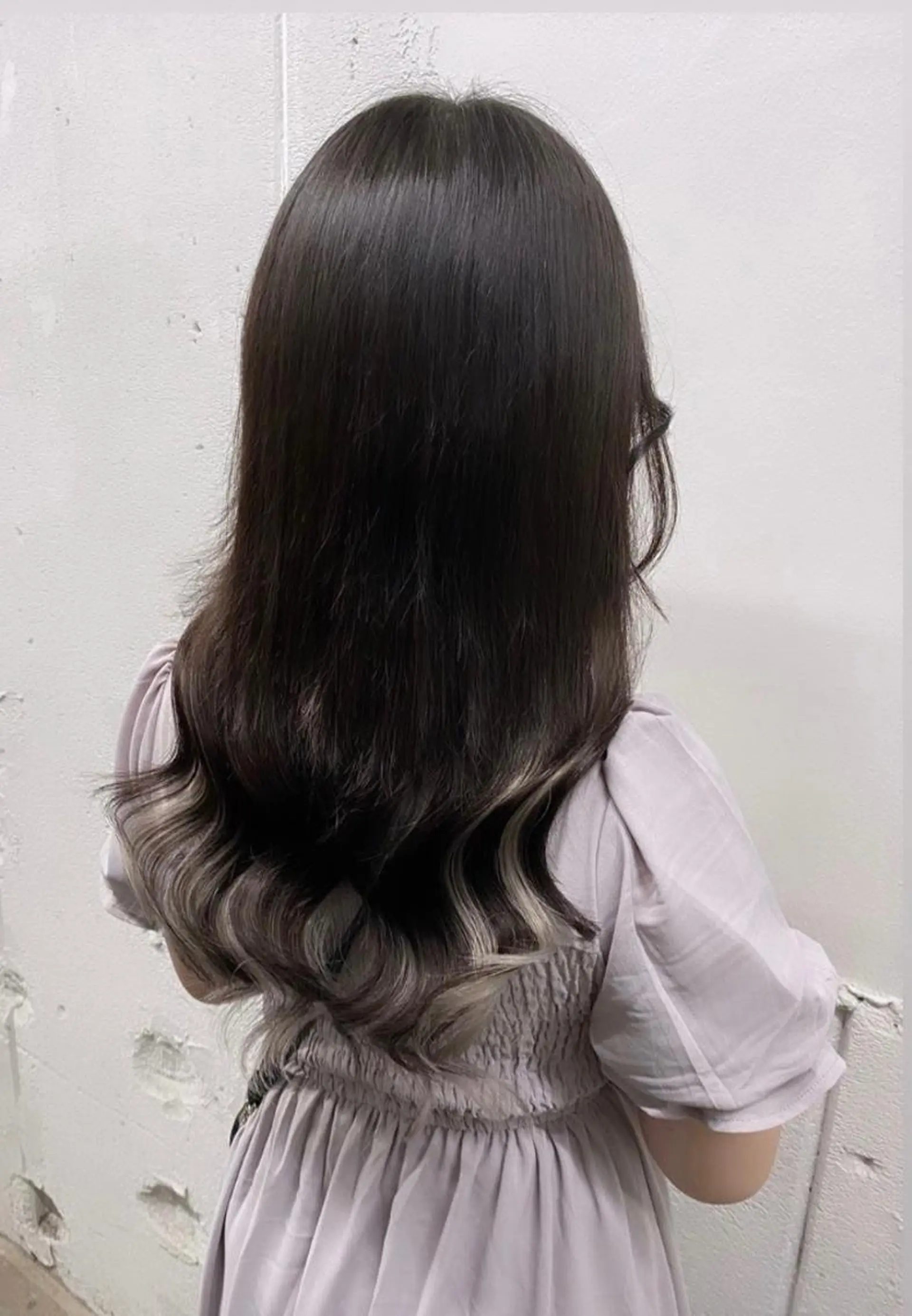 ミディアム カラー シールエクステ ダブルカラー ハイライトカラー ハイトーンカラー エクステ シールエクステの女神 🍑Momo🍑のヘアスタイル