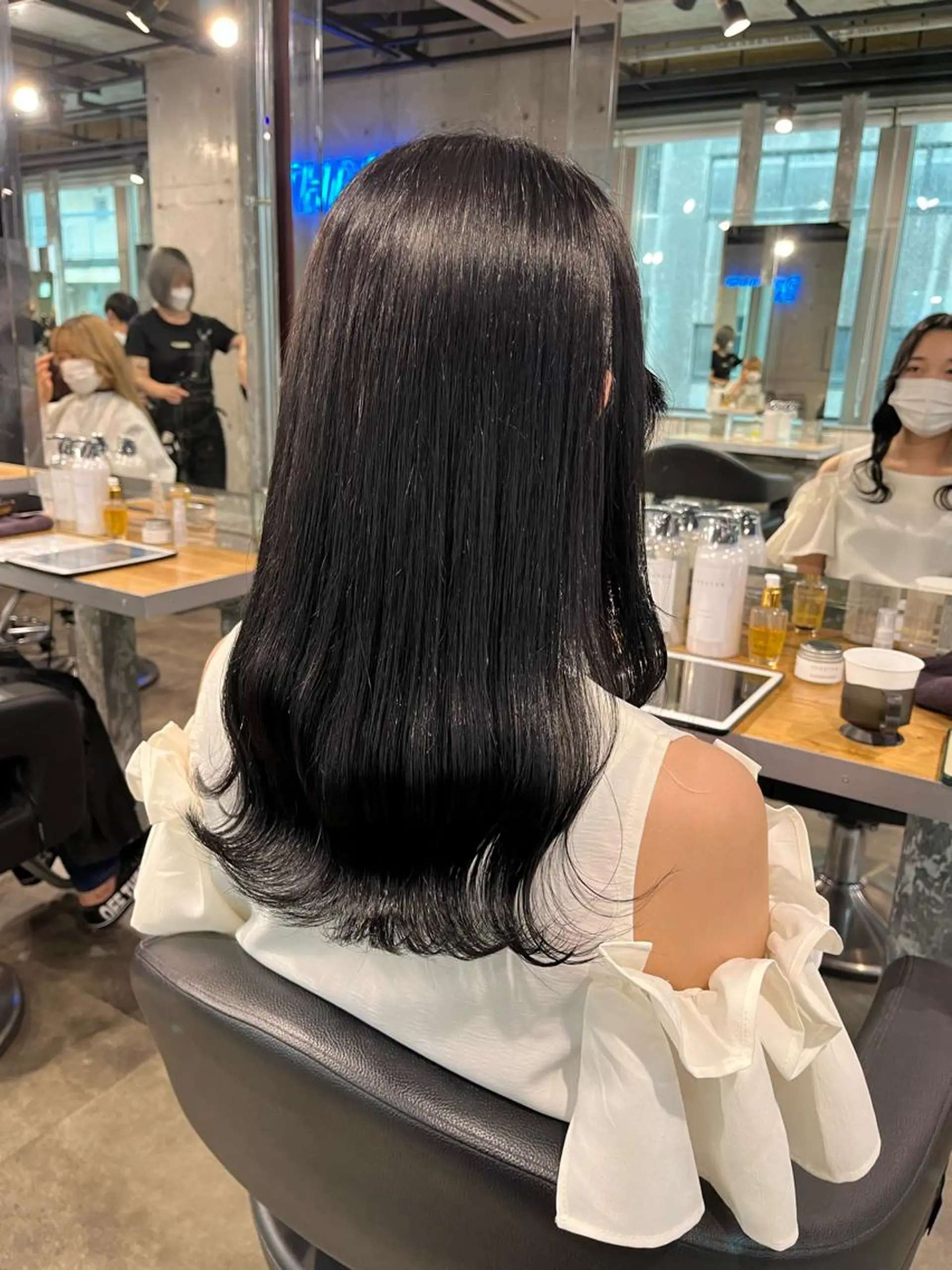 ロング ヘアカラー トリートメント ヘアセット I S所属・🌿透明感カラー 縮毛矯正✨かずきのヘアスタイル