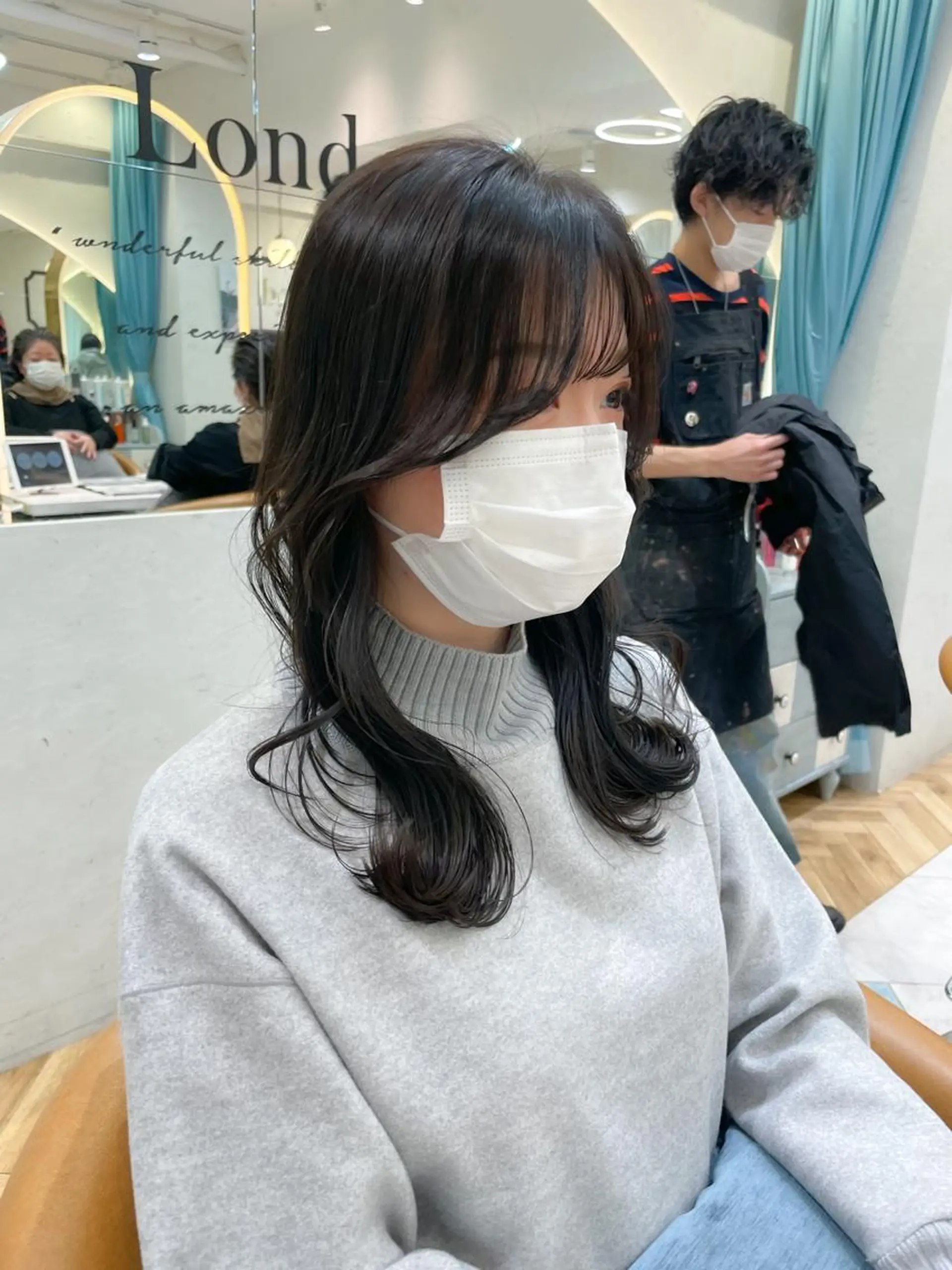 セミロング カット ヘアカラー トリートメント 産休中2026.4月 復帰予定/野崎華代のヘアスタイル