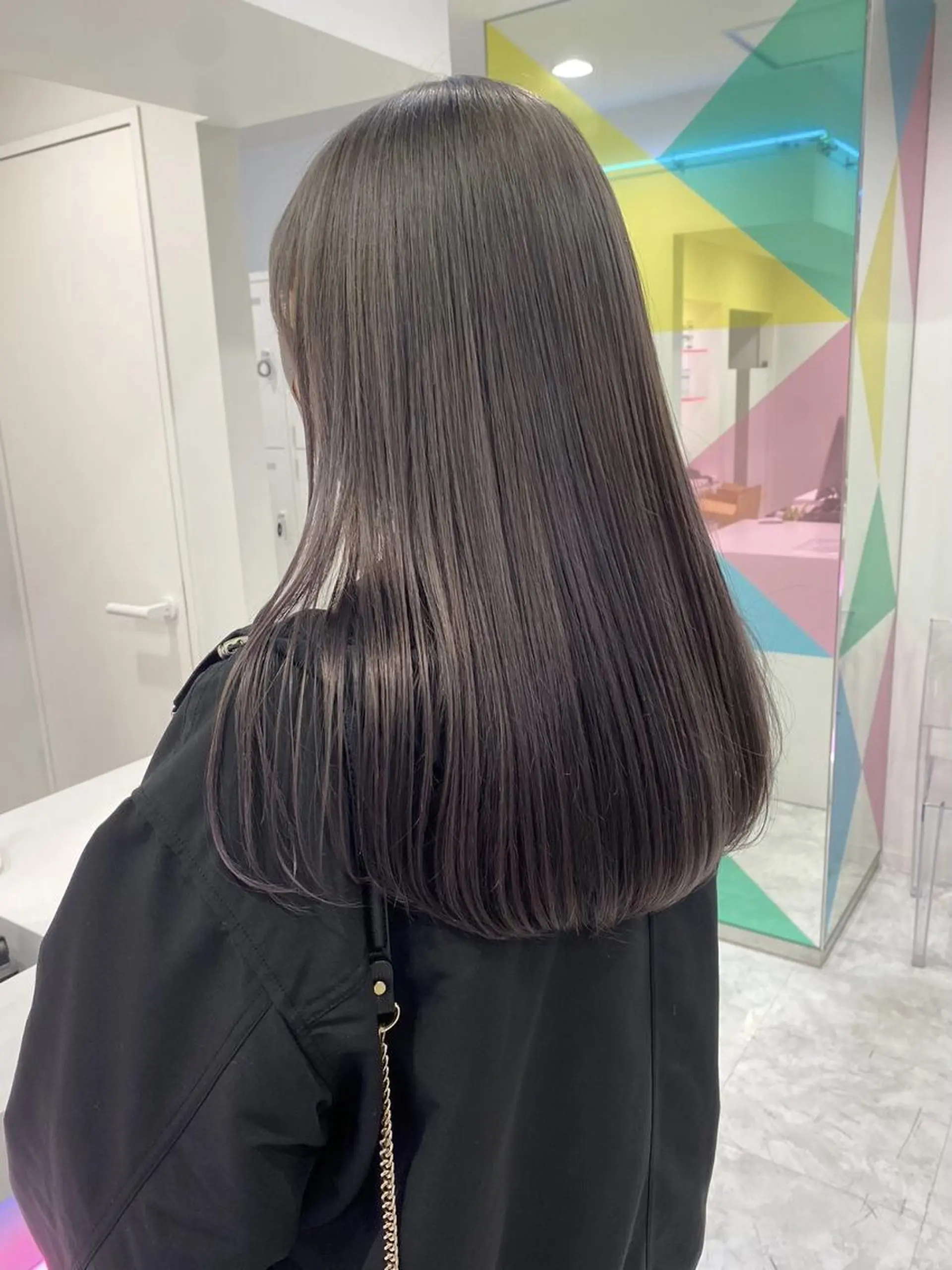 カラー 透明感☘️赤み消し カラー☘️横浜美容室のヘアスタイル