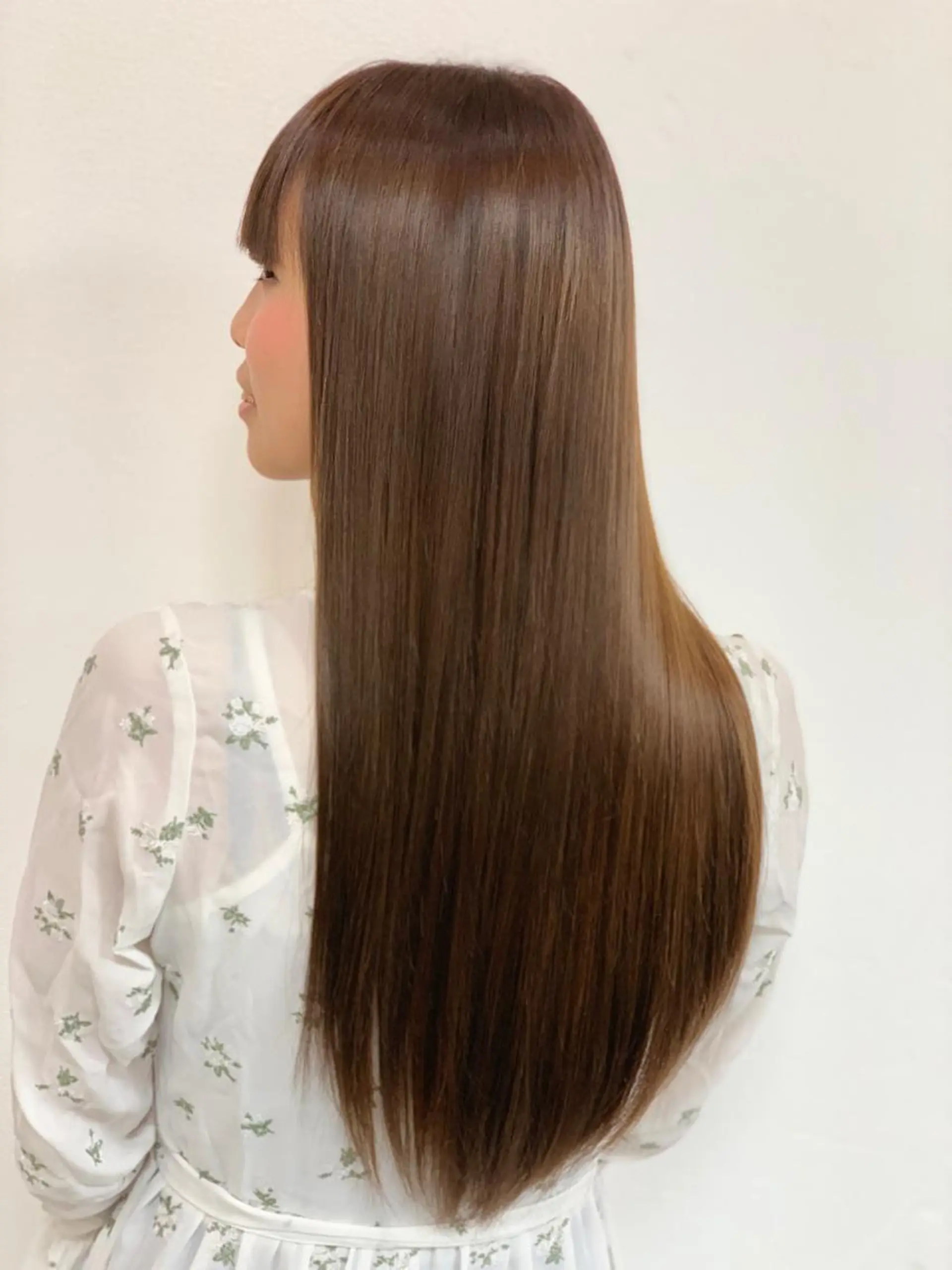 ロング カラー 髪質改善 ロング トリートメント トリートメント 髪質改善/縮毛矯正 /ブリーチ矯正/岡部のヘアスタイル