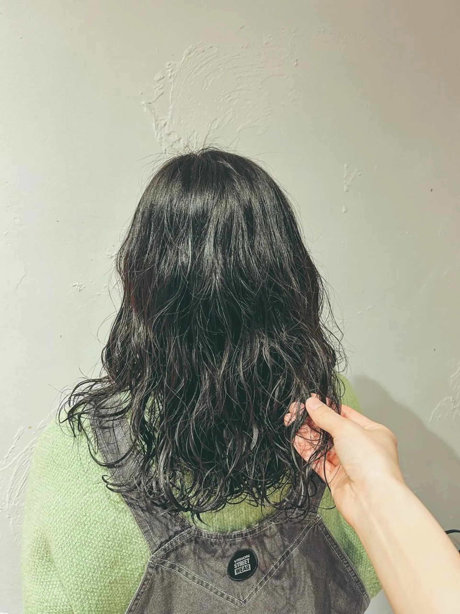 セミロング パーマ Lilly所属・成田 智彩のヘアスタイル