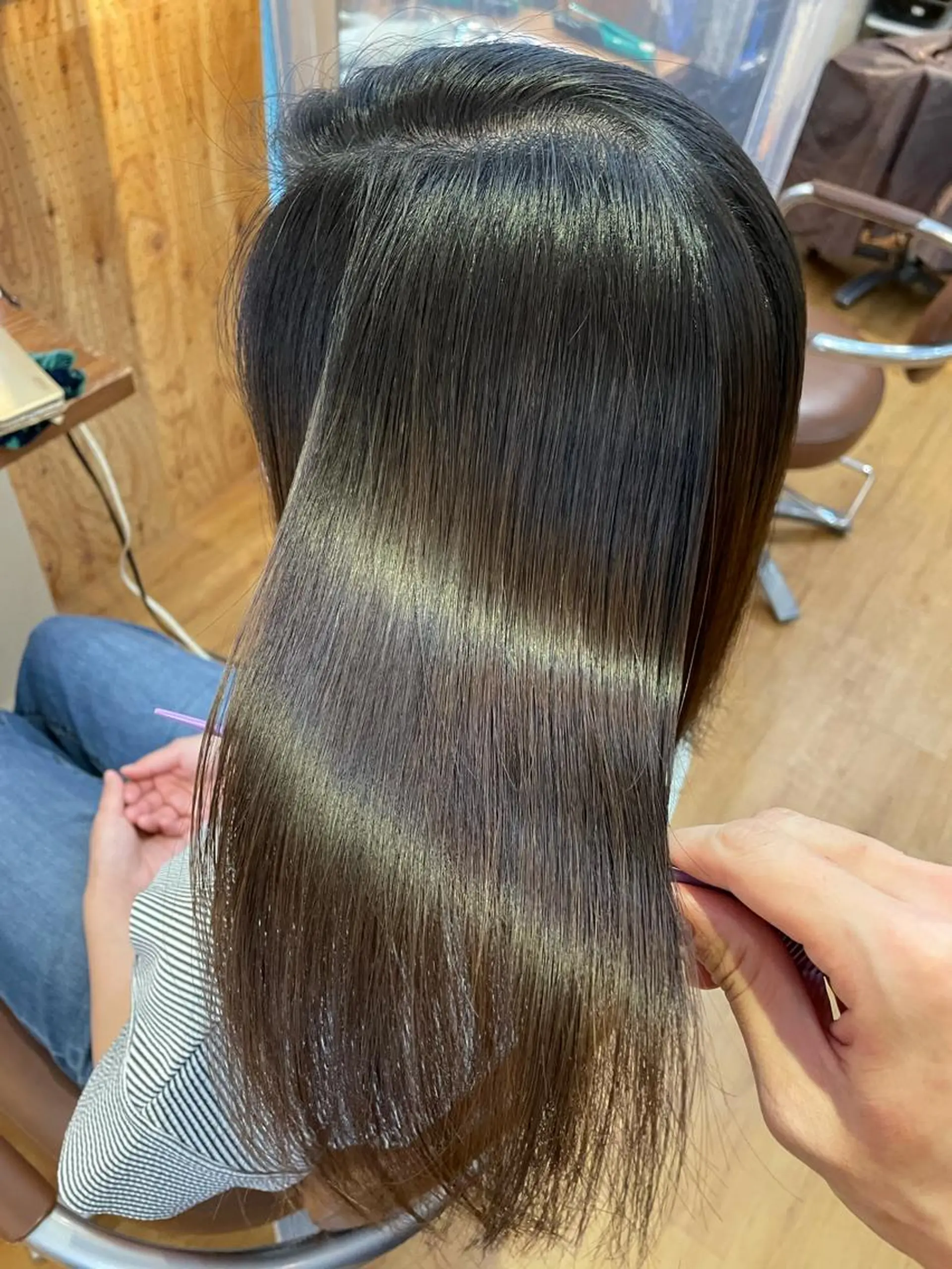 セミロング 髪質改善✨自由が丘 札辻　拓未のヘアスタイル