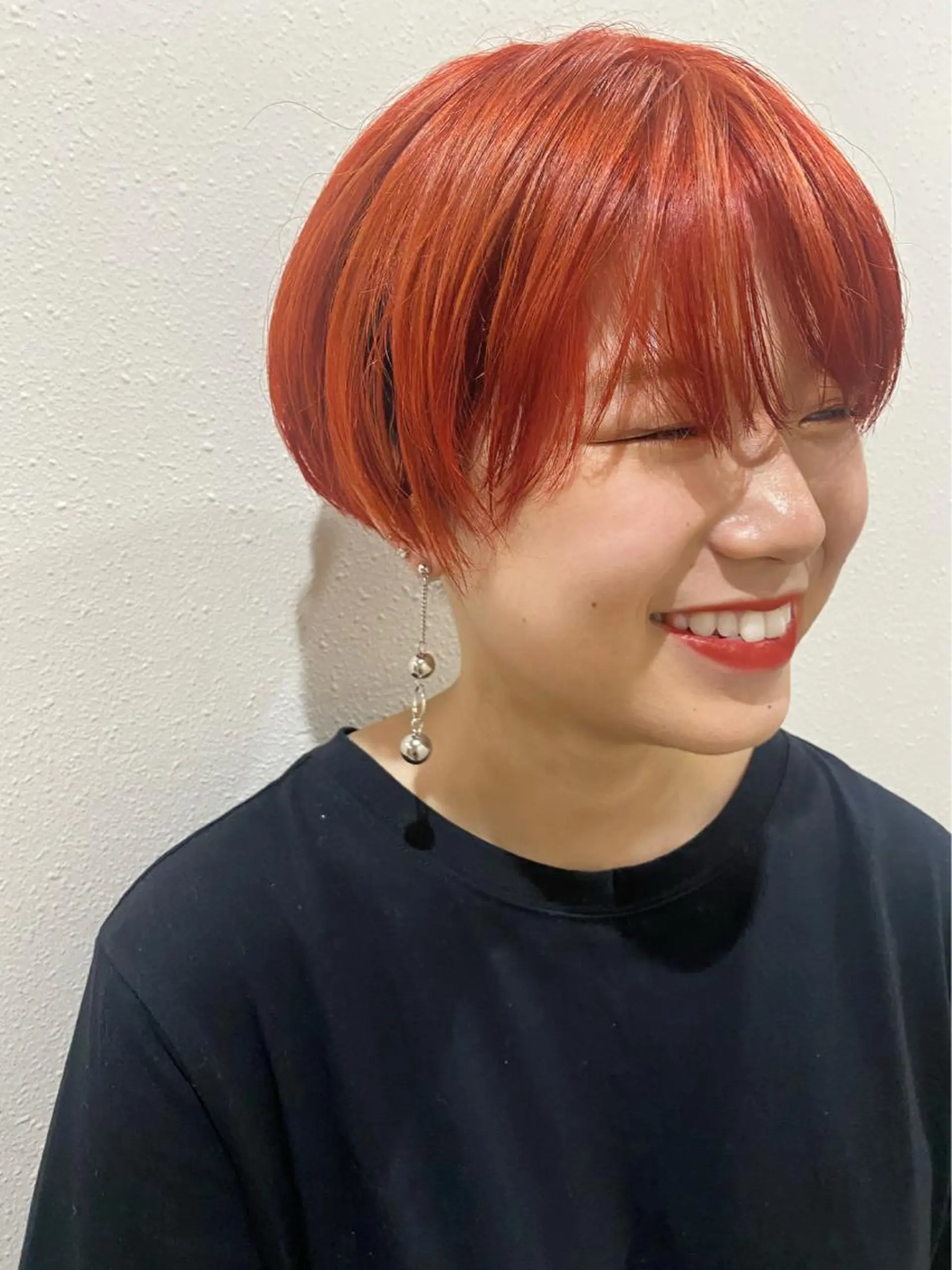 ショート ハイトーンカラー🍑 心斎橋のヘアスタイル