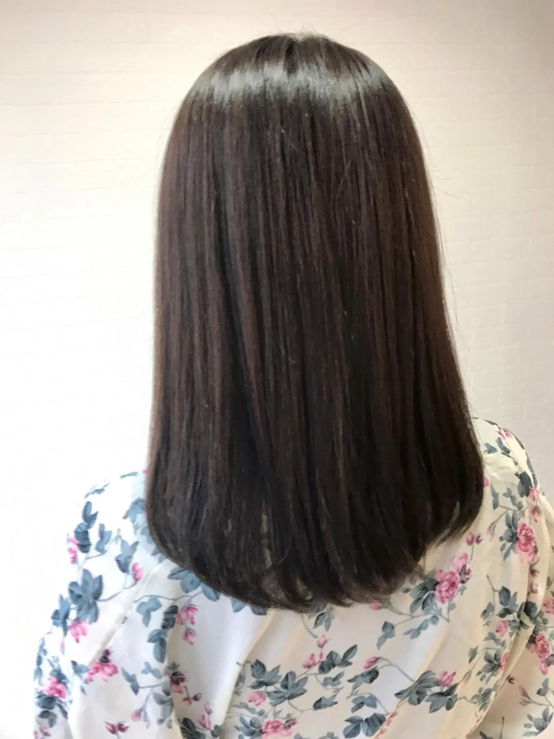 ミディアム カラー 💜ツヤヘアケア🩷 サトウシュンスケのヘアスタイル