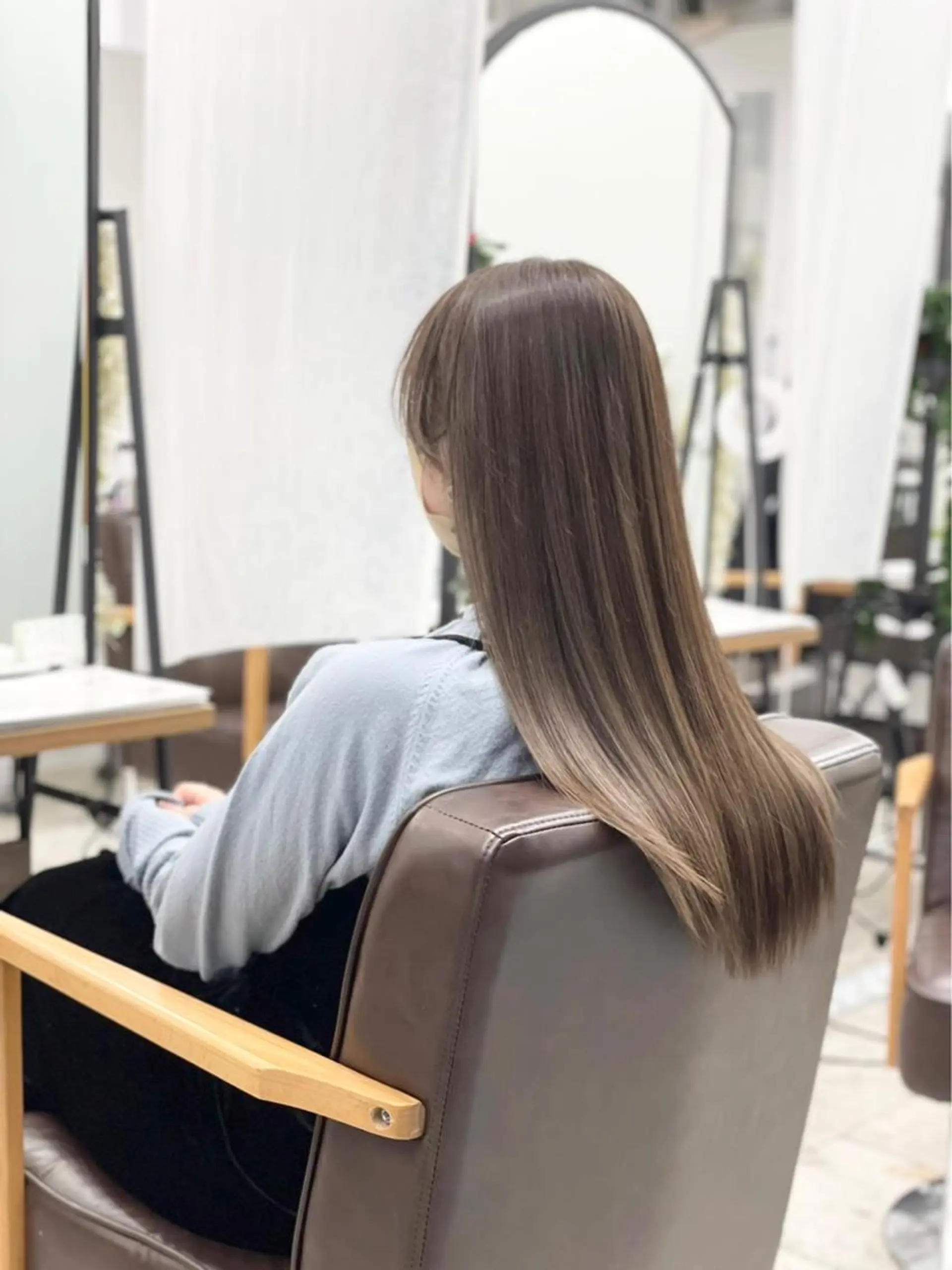 ロング ヘアカラー トリートメント ハイライト&曲がる 縮毛矯正特化 玉置のヘアスタイル