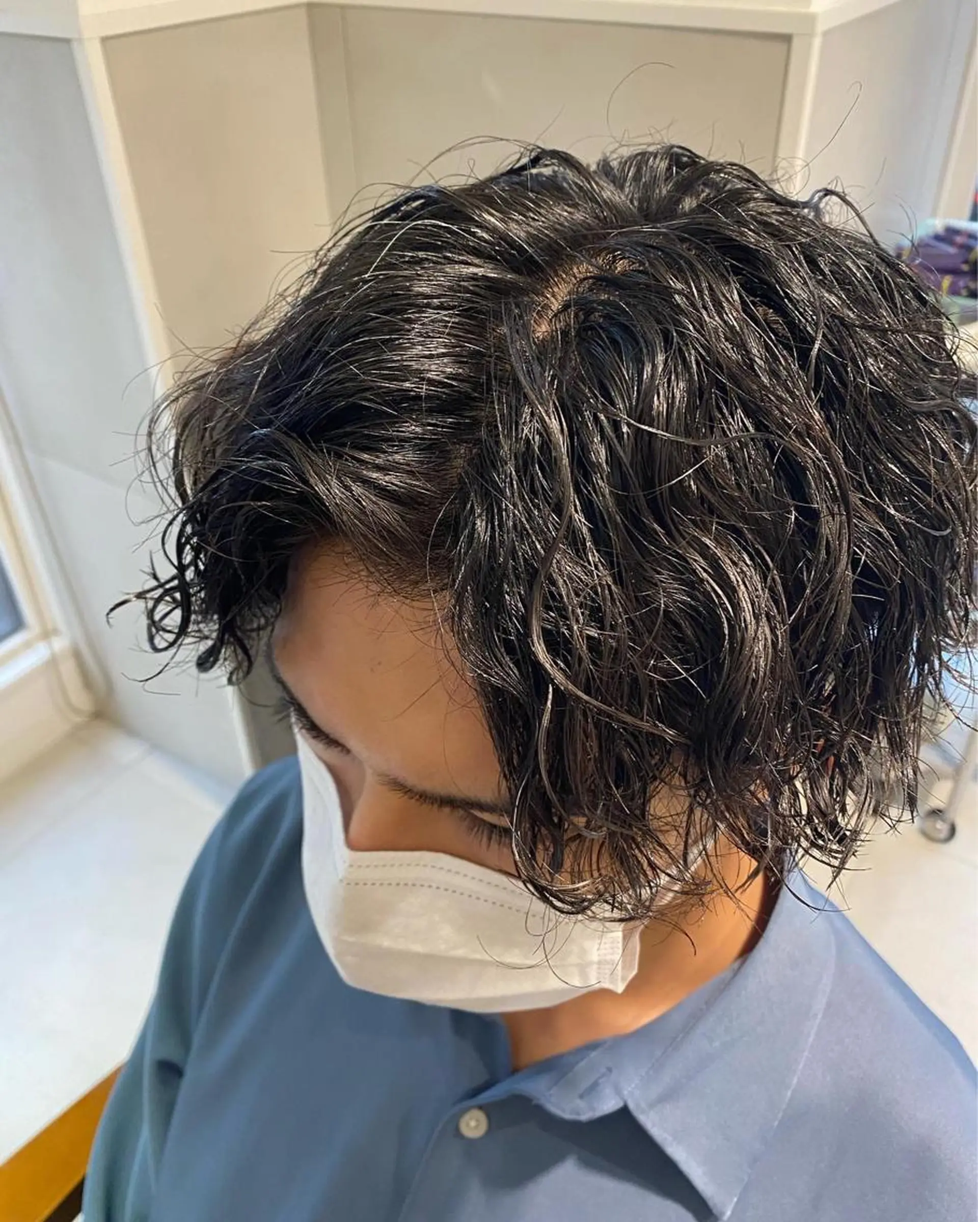 ショート カラー パーマ ヘアアレンジ メンズ カット パーマ メンズパーマの巨匠 鈴木純のヘアスタイル