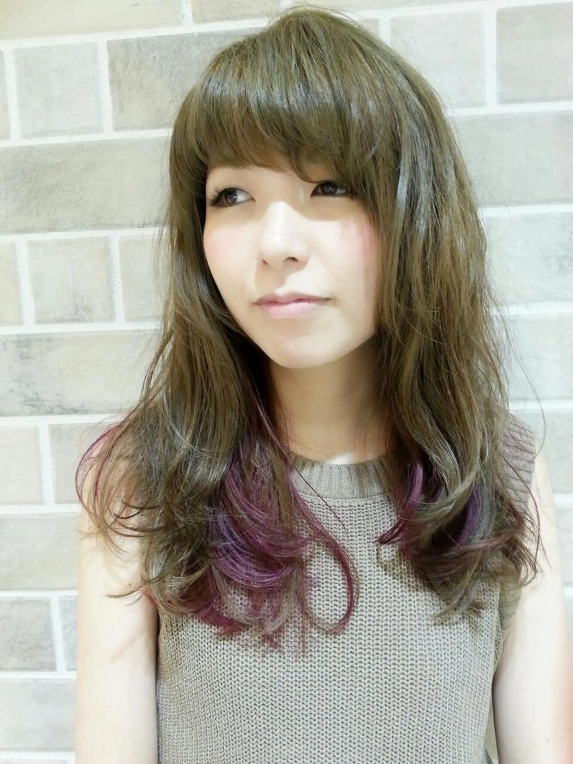 ロング カラー ベージュカラー バイオレットカラー ZOA classic hair所属・東 みのりのヘアスタイル