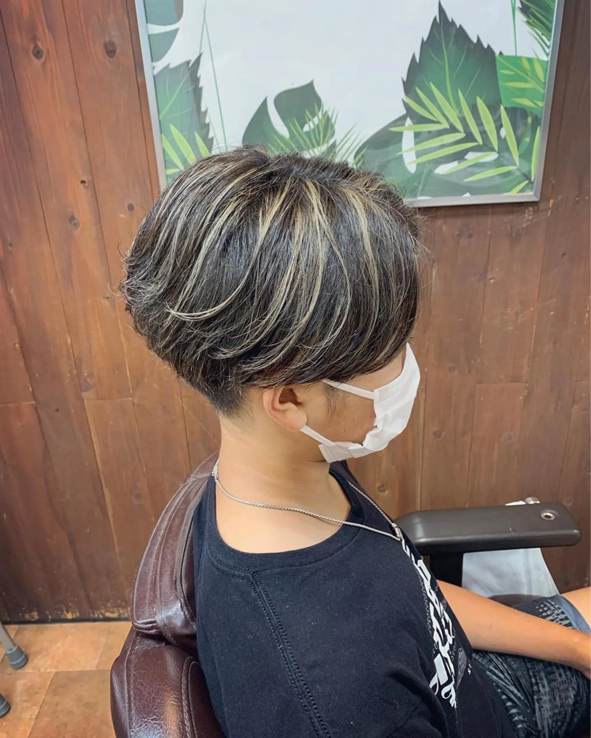 ショート カラー メッシュ Laneige 北加賀屋所属・三谷 天兵のヘアスタイル