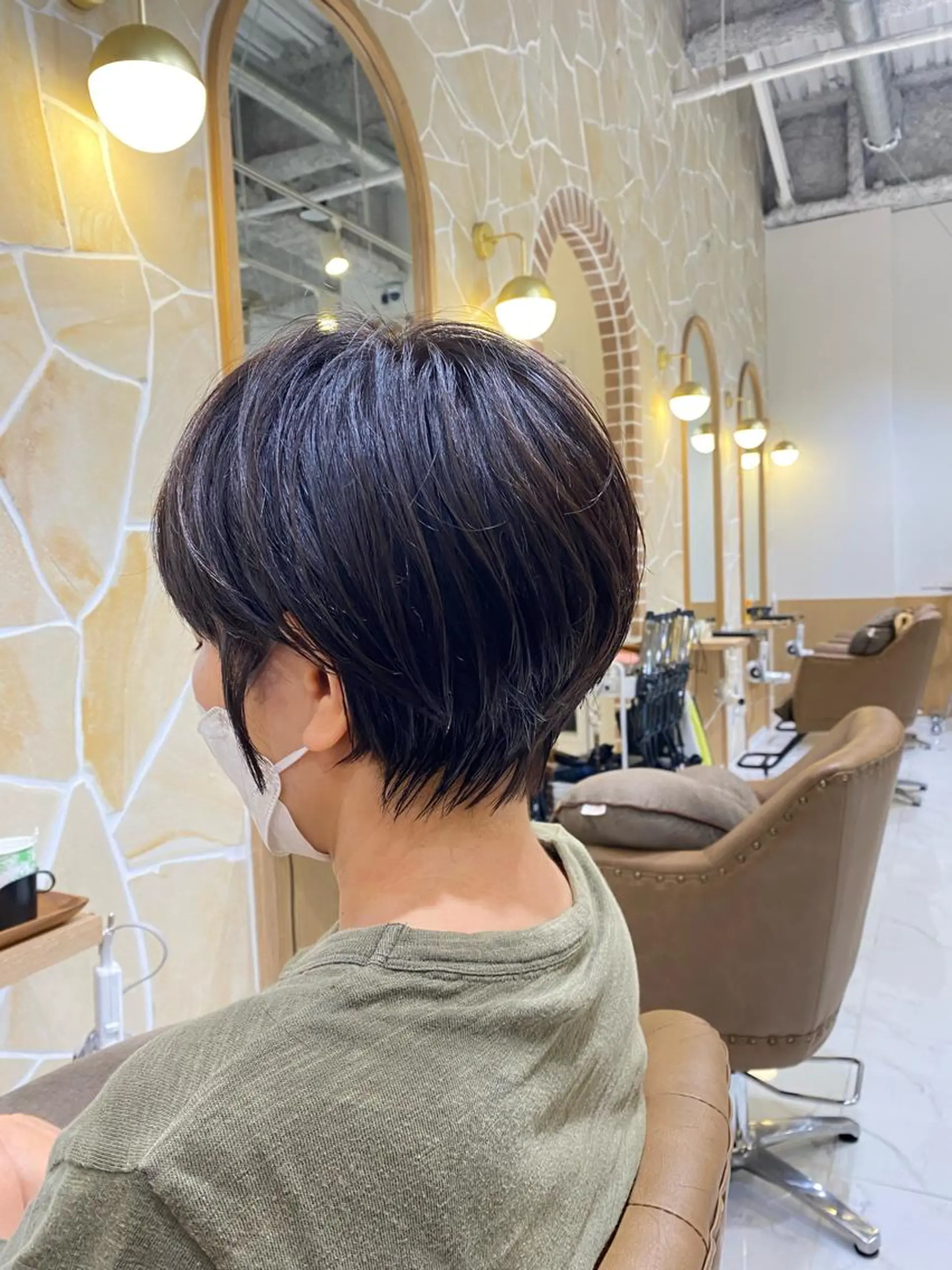 ショート カラー 丸みショート ショートヘア カット ヘアカラー トリートメント 坂井 茅聖のヘアスタイル