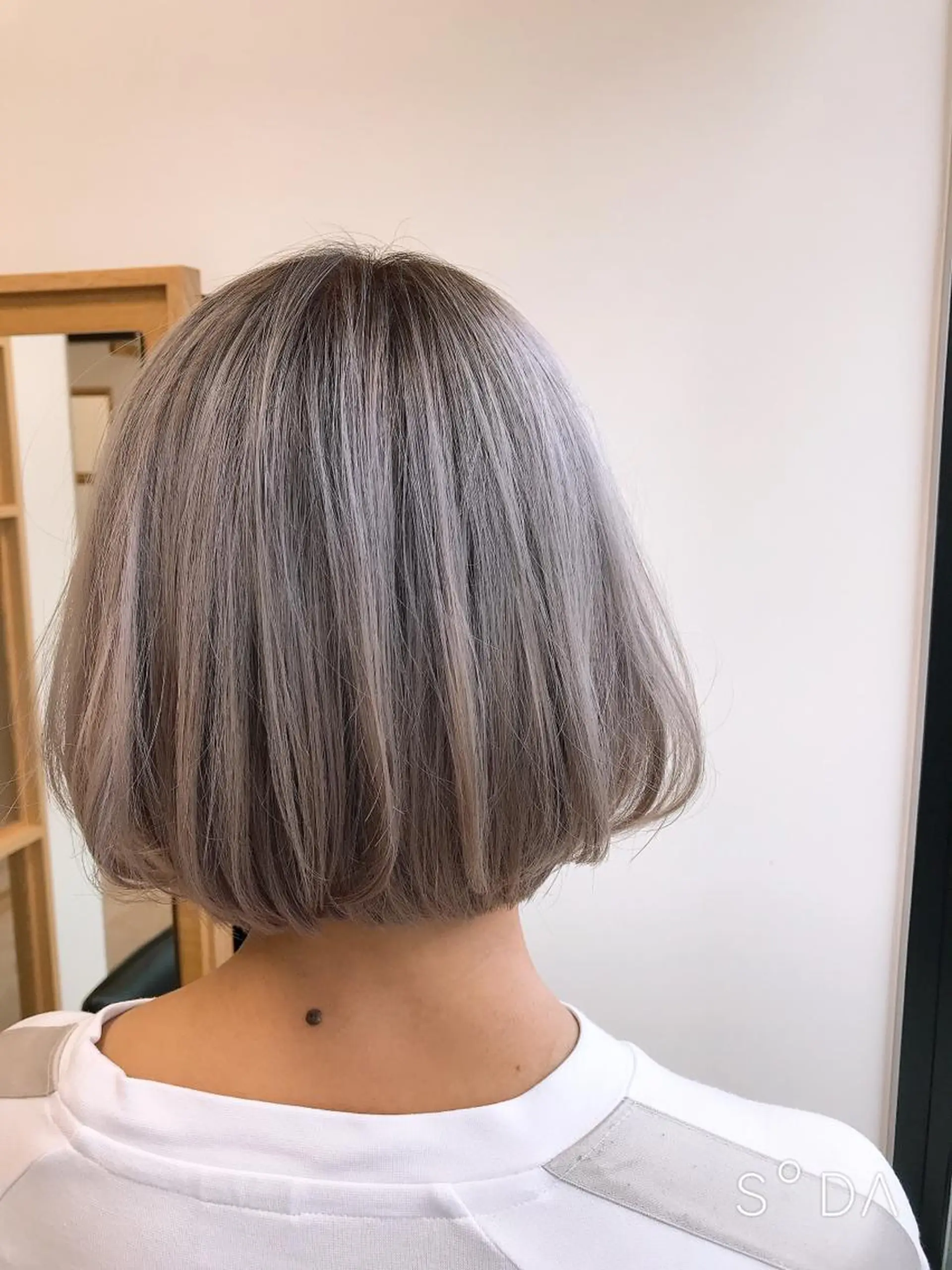ミディアム ere hair salonのヘアスタイル