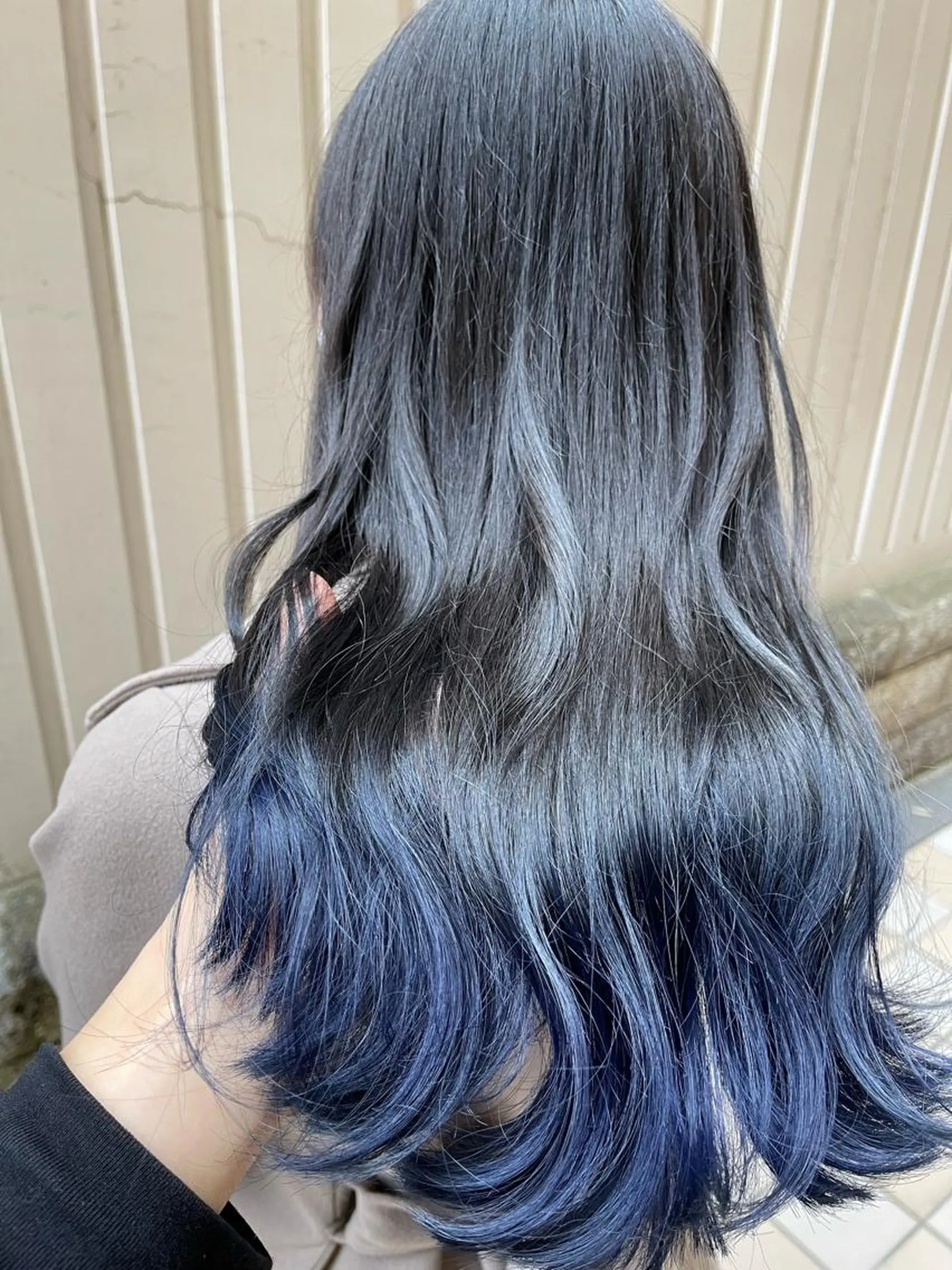 セミロング カット ヘアカラー antica YOSHIのヘアスタイル