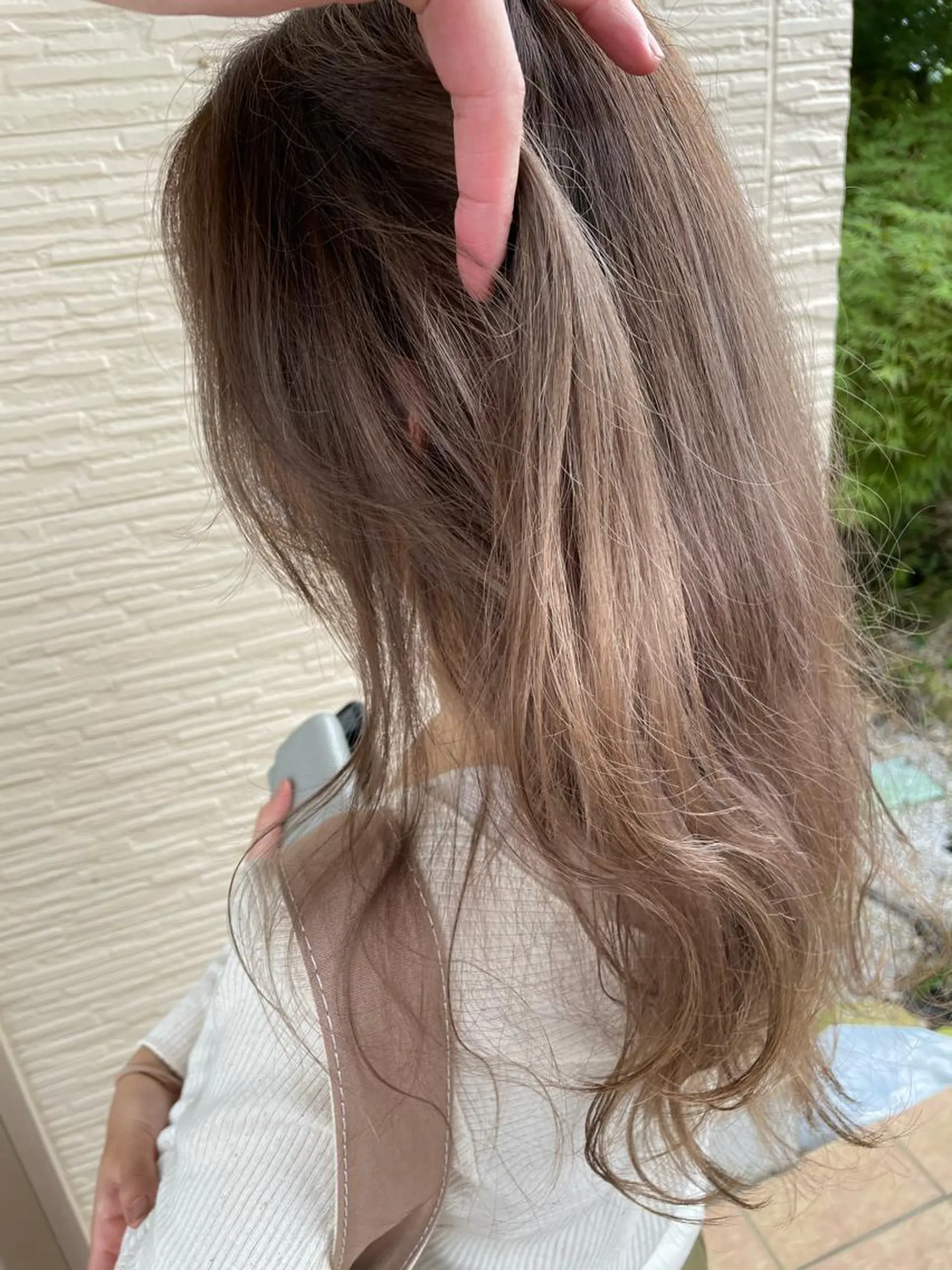 セミロング カラー ベージュカラー ハイライトカラー ハイライト 4-rest garden （フォーレストガーデン）所属・金井 直樹のヘアスタイル