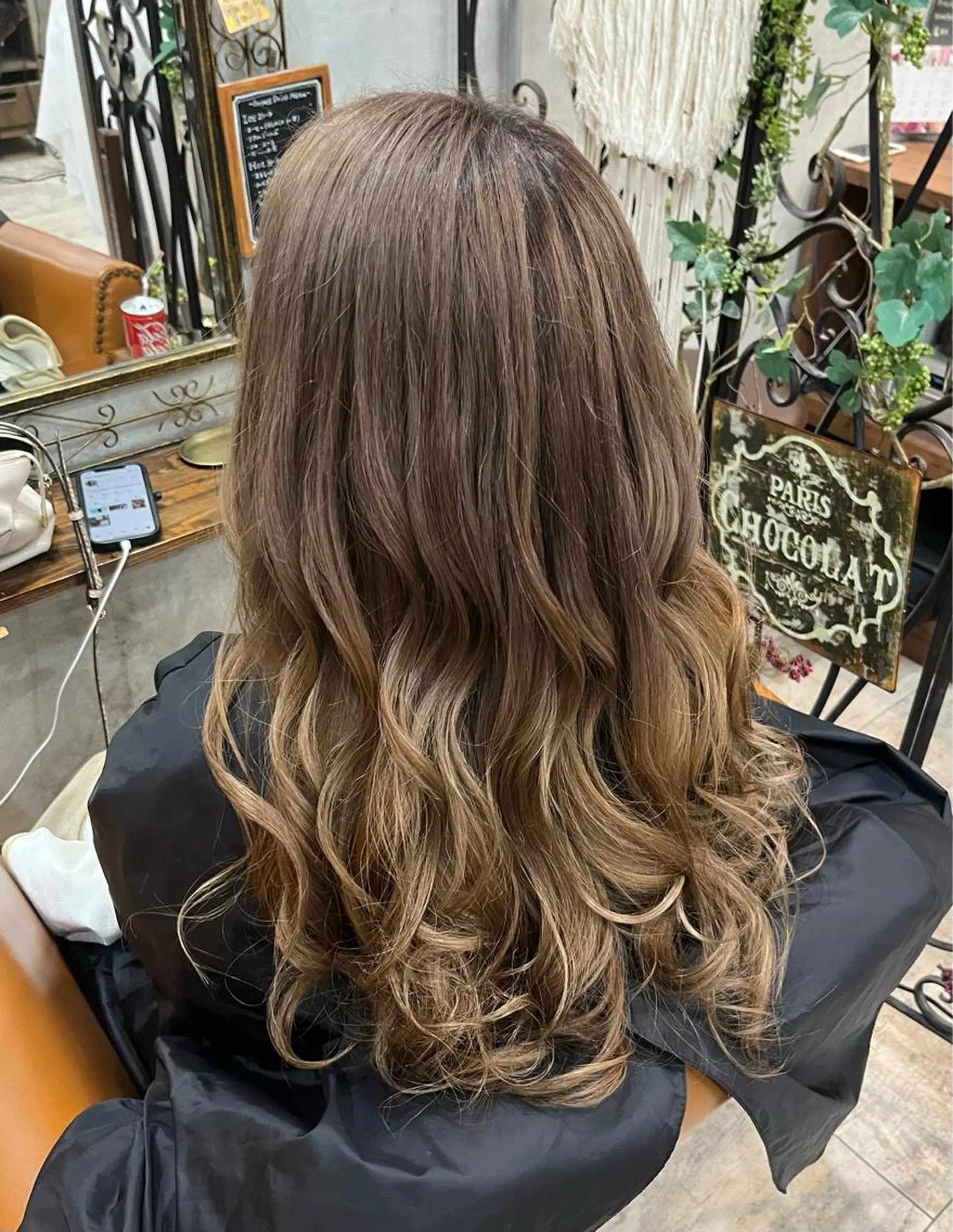 ロング カラー 艶髪/ハイトーン/ ヘアセット/モエノのヘアスタイル