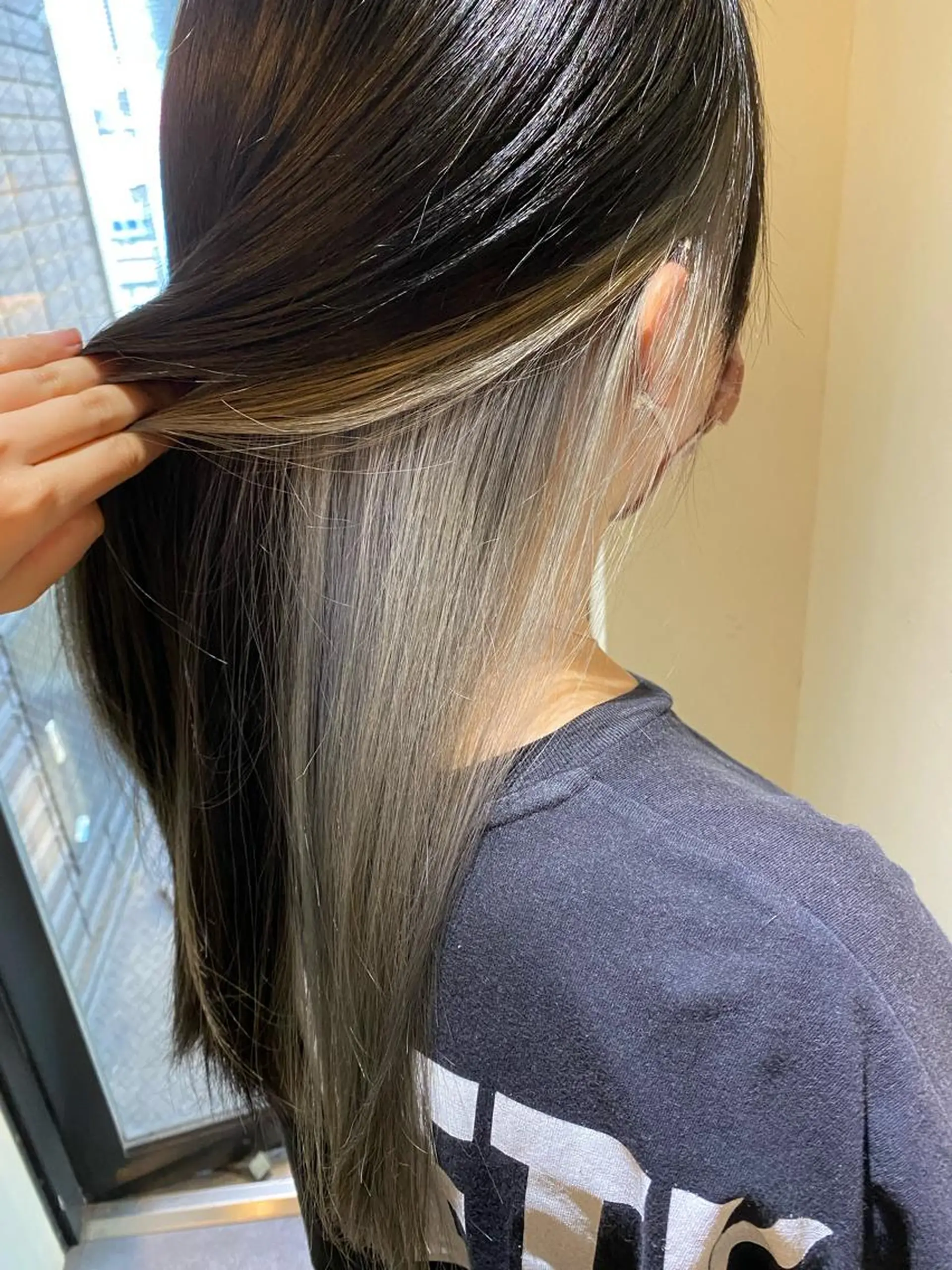 ロング 水谷 菜央のヘアスタイル