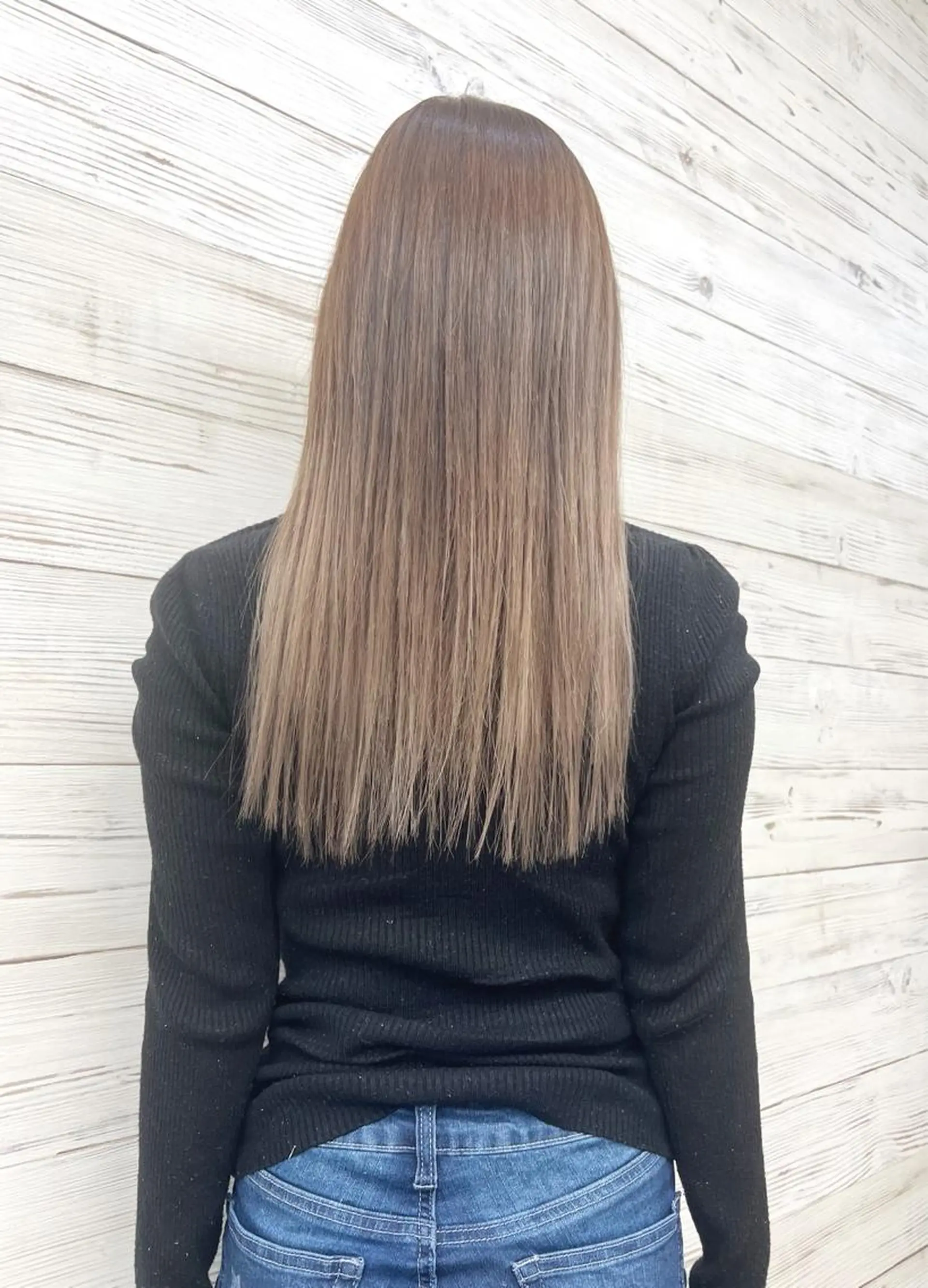 ロング カラー ヘアアレンジ ブリーチ 透明感カラー エドルカラー グレージュ ヘアカラー トリートメント 枝毛カット＆髪質改善 満足NO.1岡しゃんのヘアスタイル