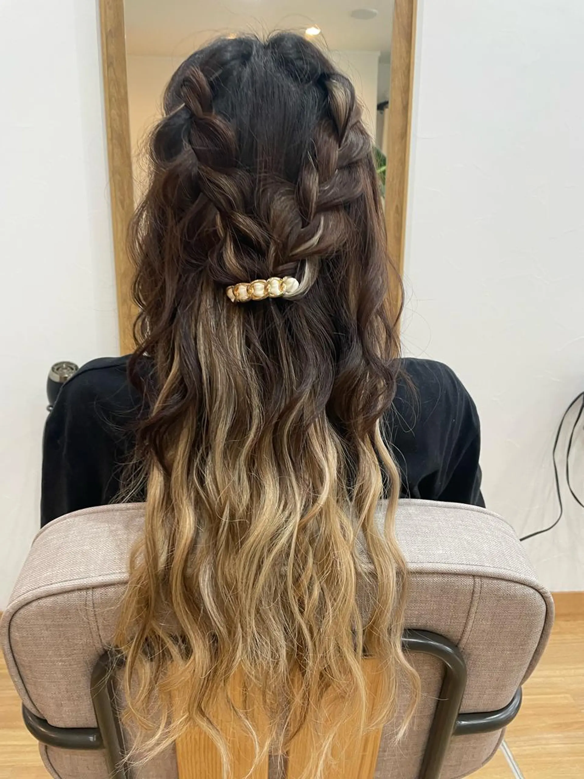 ロング ヘアアレンジ Era Hatsuneのヘアスタイル