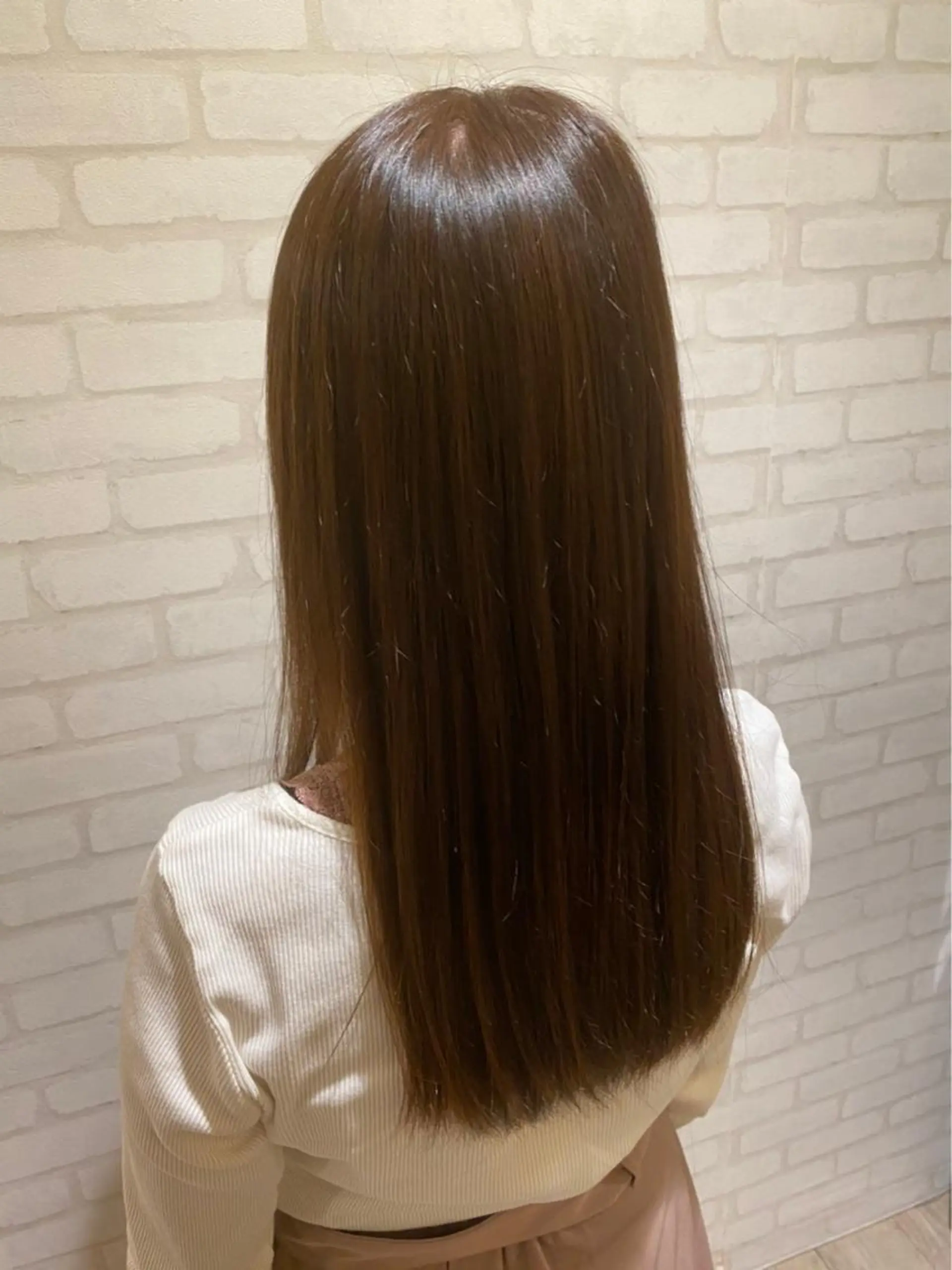 セミロング solv.【ソルヴ】所属・藤田一輝 【美髪職人】のヘアスタイル