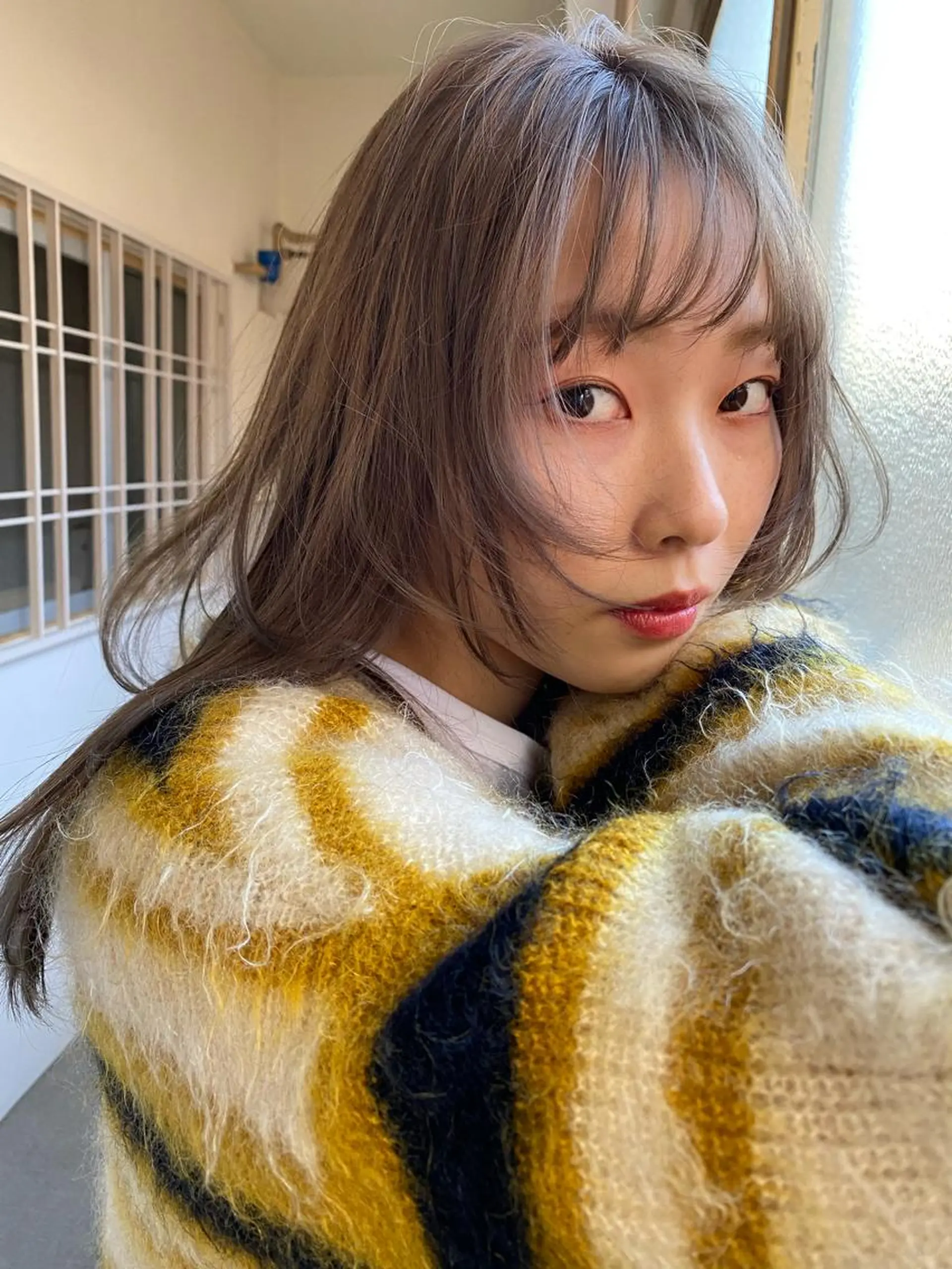 ロング カラー ベージュカラー シアーベージュ レイヤーカット ヘアカラー Pia hair Design Yakuin所属・Pia ツボイ ケイタのヘアスタイル