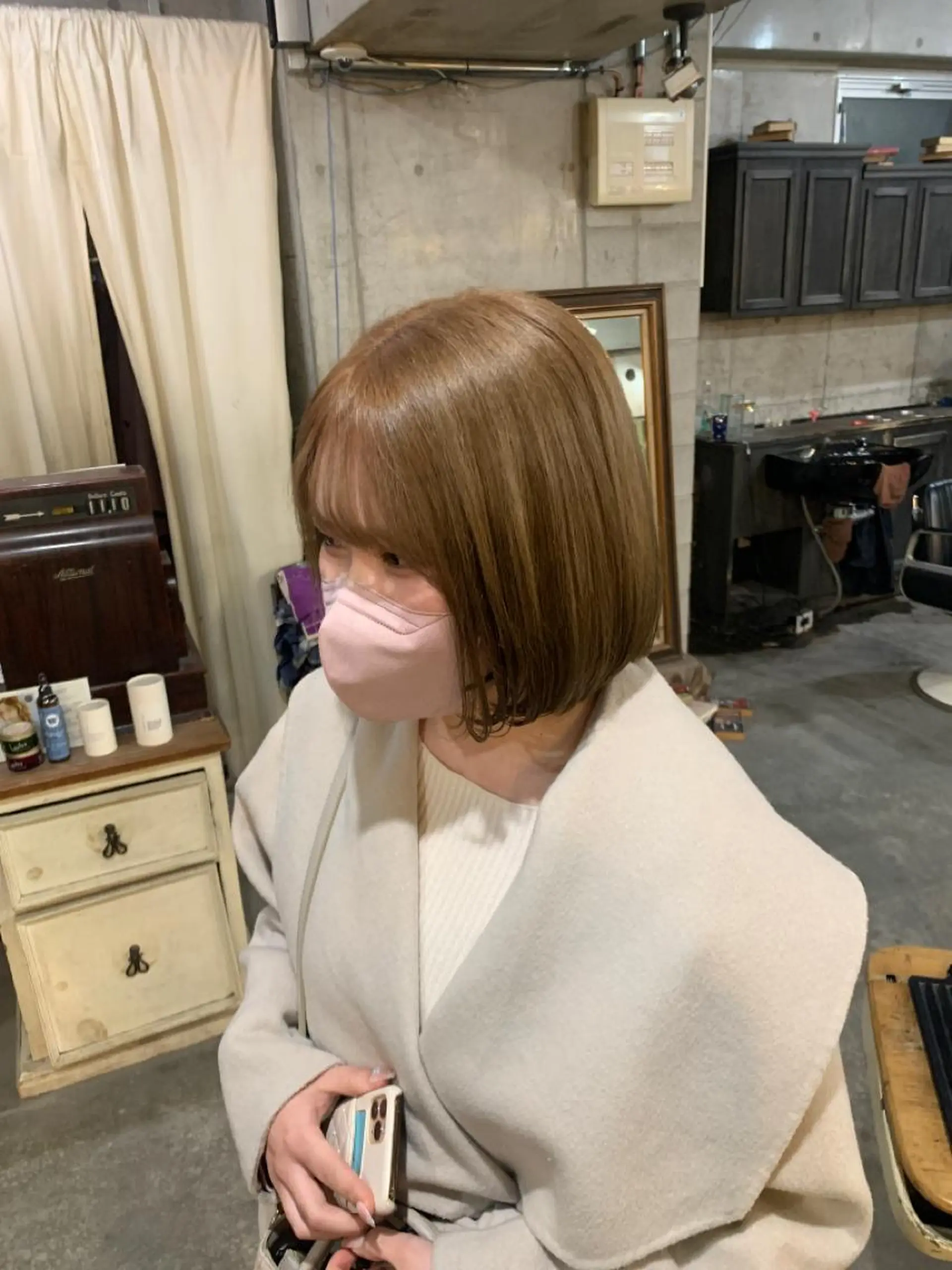 ショート カラー ヘアアレンジ キッズ ショートボブ バレイヤージュ ブリーチ ケアブリーチ 透明感カラー ミルクティーベージュ 🍀【ヒロム】🍀のヘアスタイル