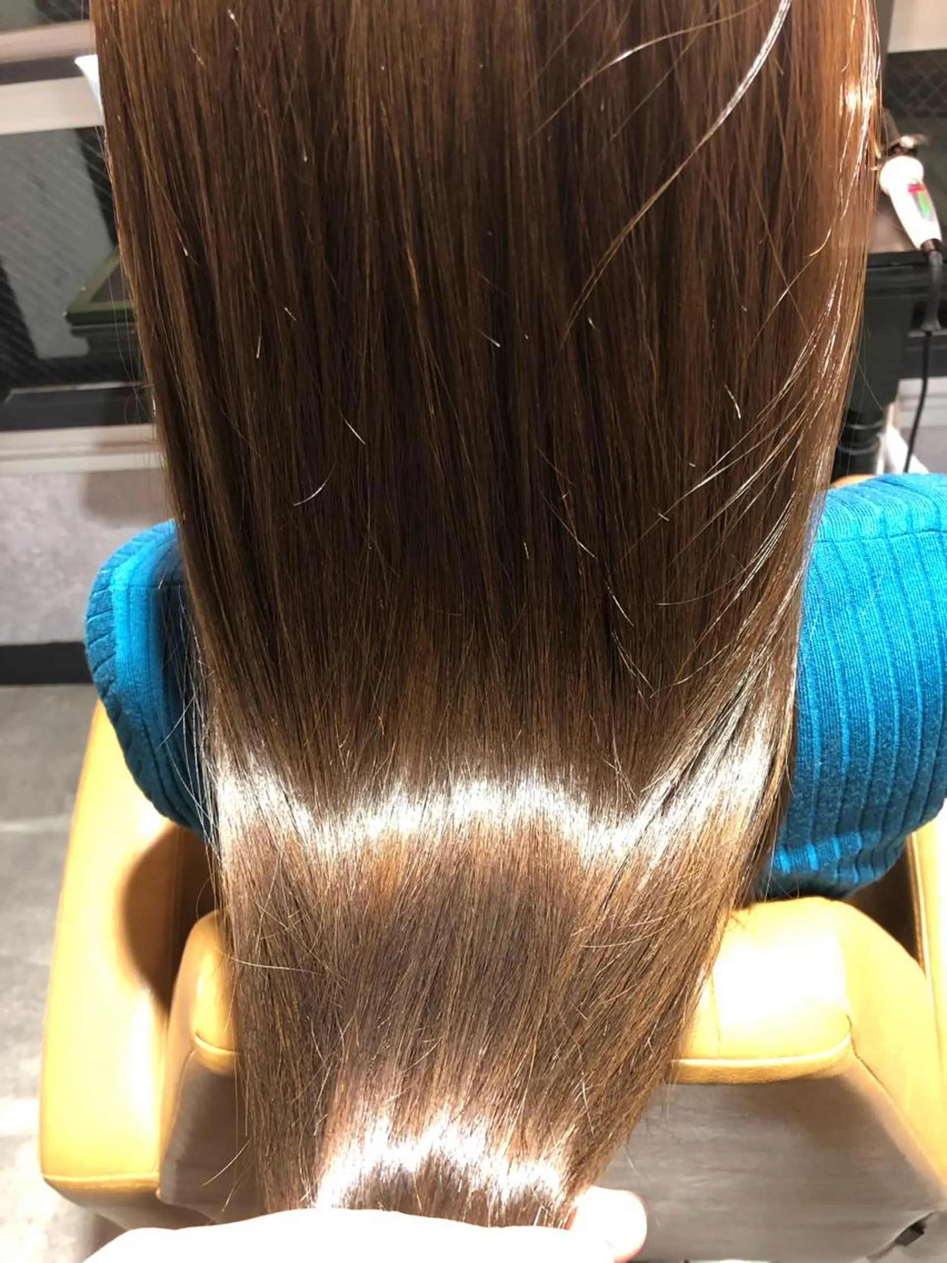 セミロング 小顔カット トリートメント 髪質改善縮毛矯正 リピートNo.1米倉のヘアスタイル