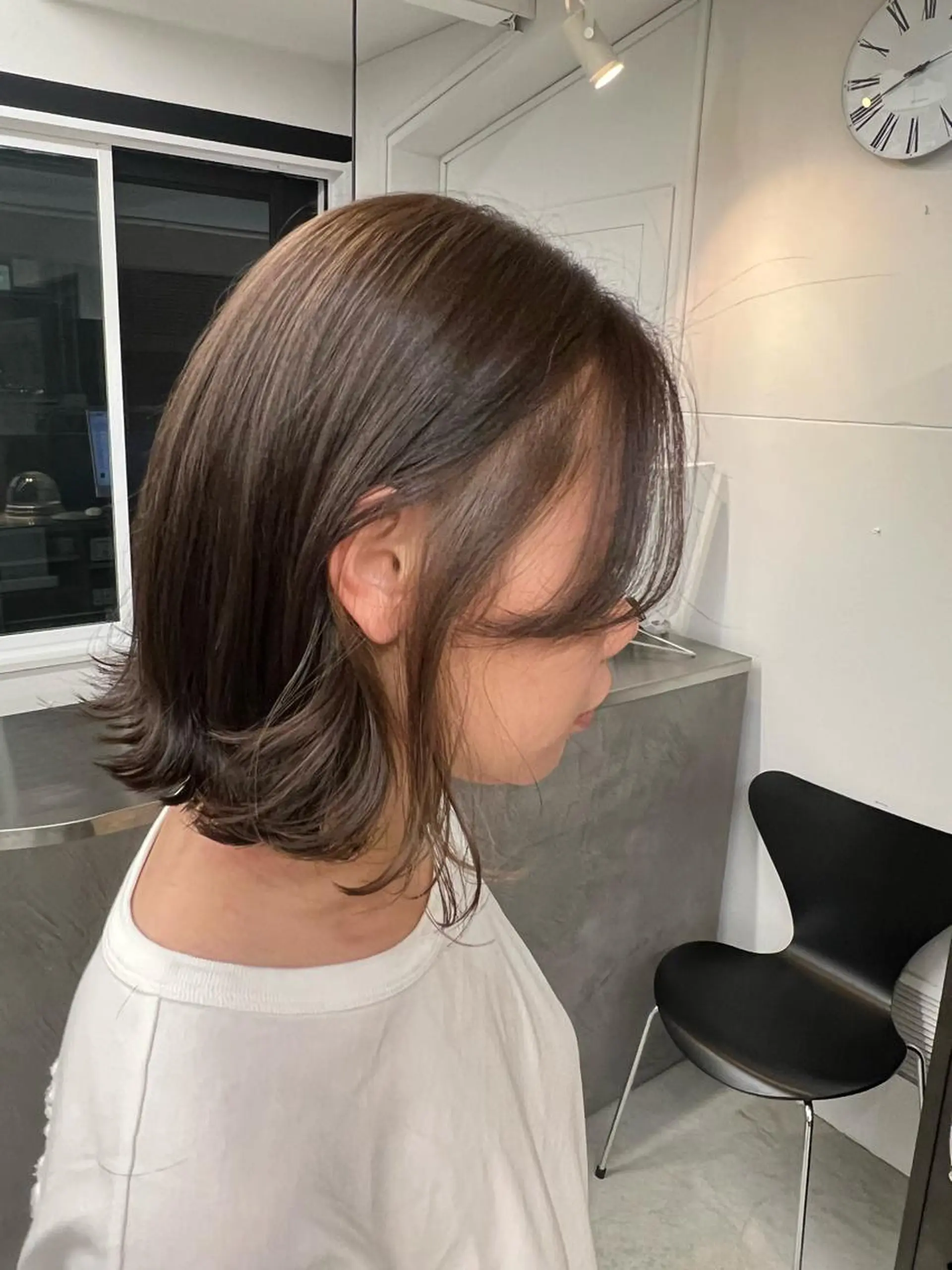 ミディアム INORI /フェイスレイヤーのヘアスタイル