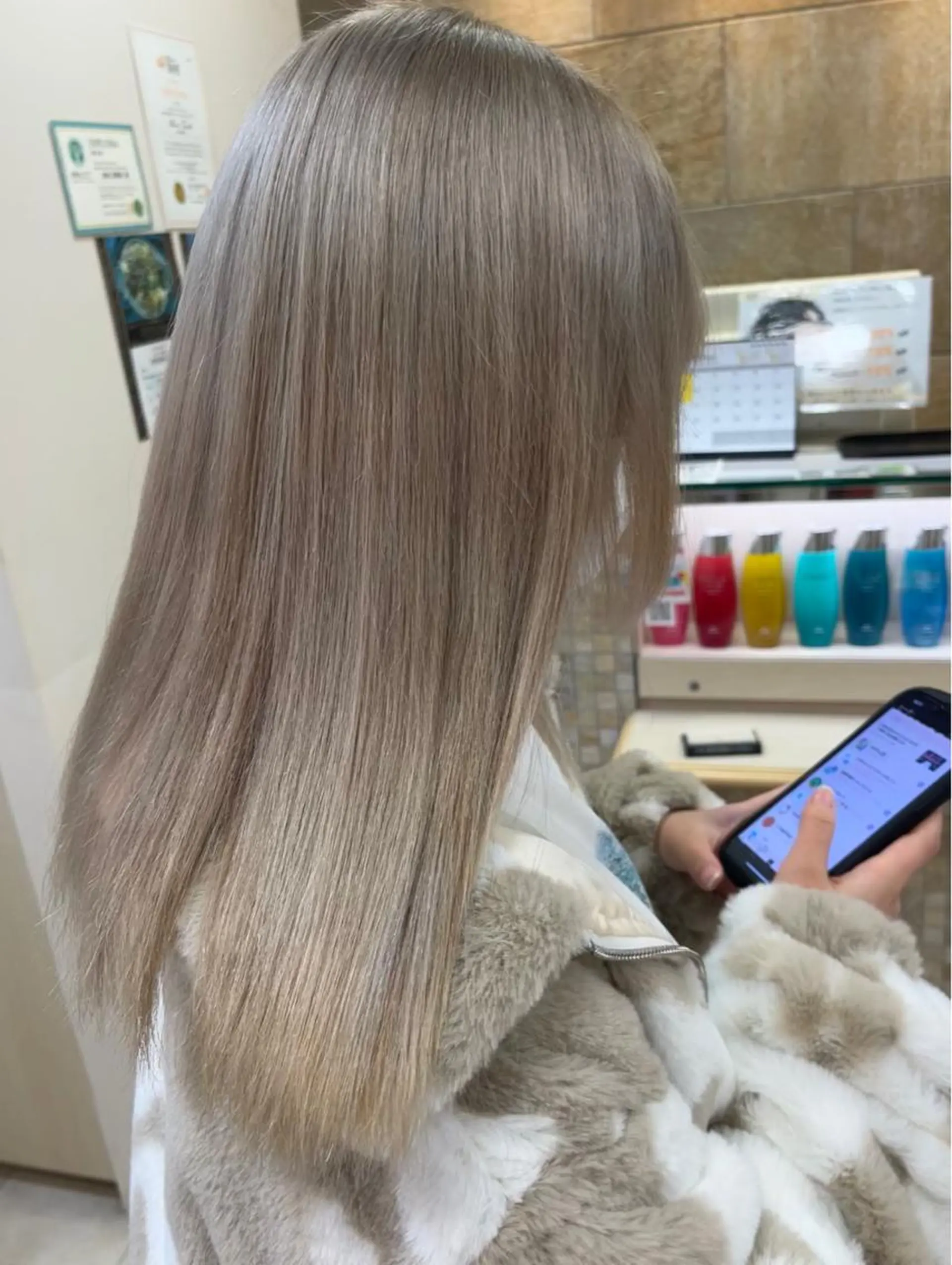 セミロング カラー 暖色専門美容師🎀 お客様満足度◎のヘアスタイル