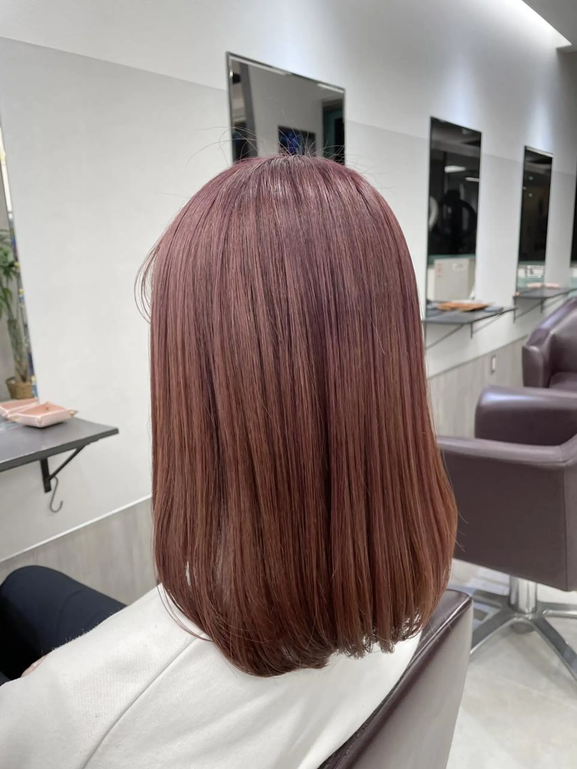 ミディアム JILL by GiseL/天神のヘアスタイル