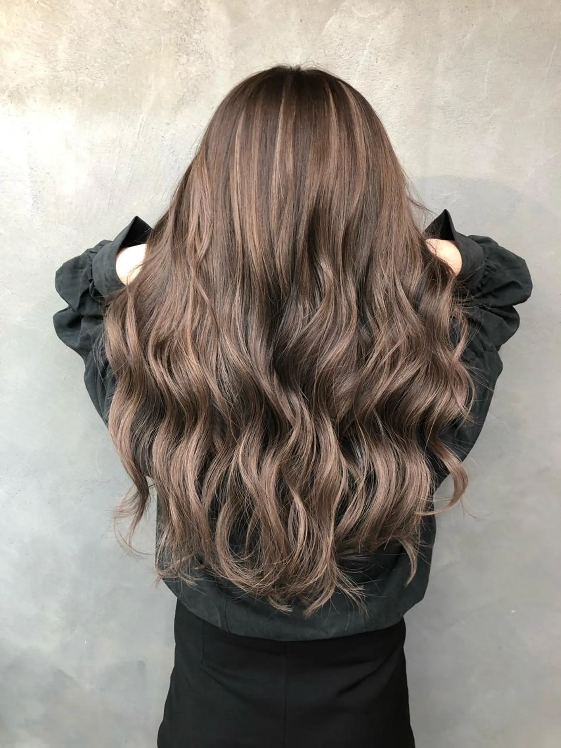 ロング シールエクステ エクステ rollen所属・美魔女 美容師NAOのヘアスタイル